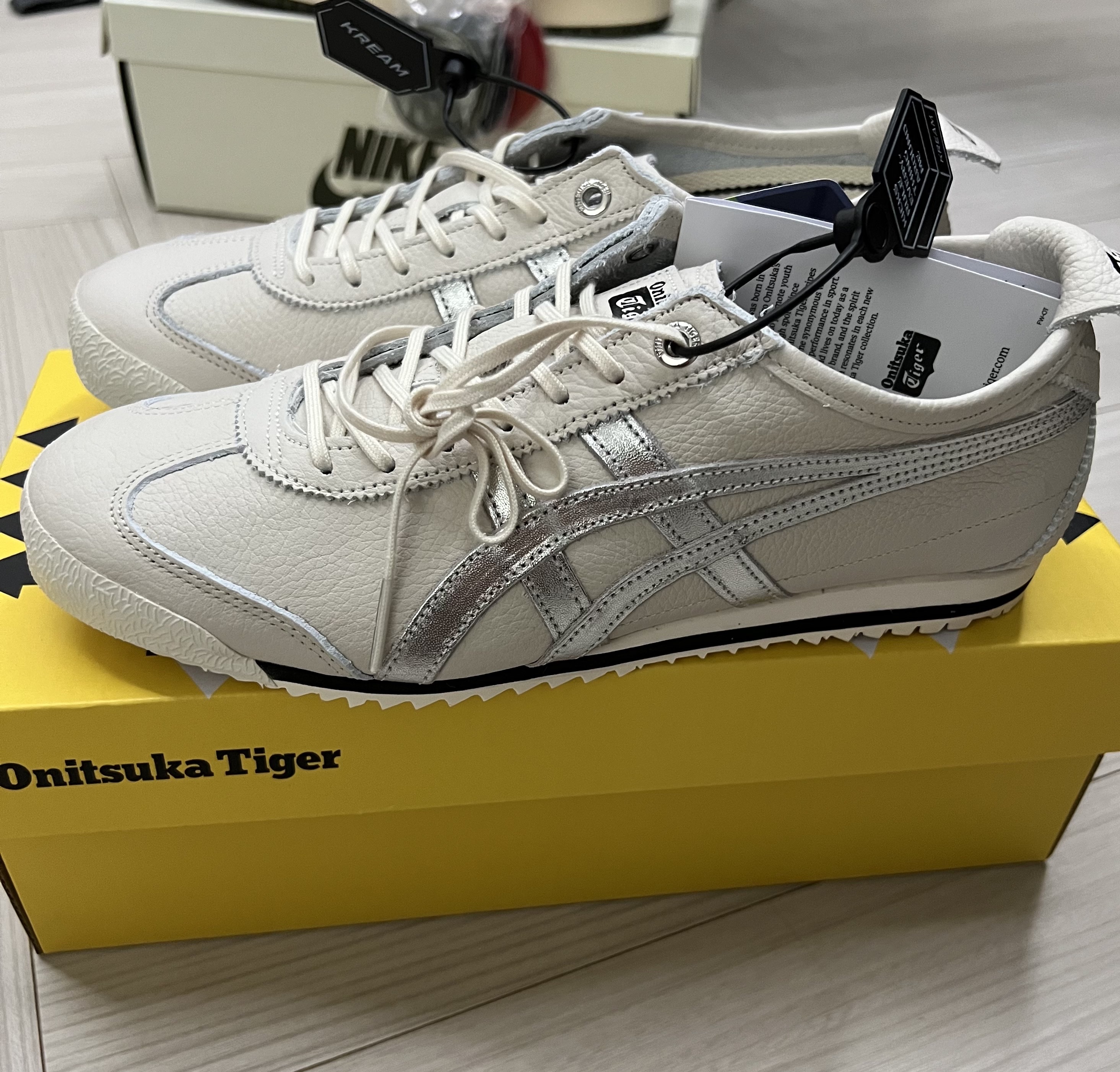 Onitsuka Tiger Mexico 66 SD Birch Silver 착용 스타일 - 3