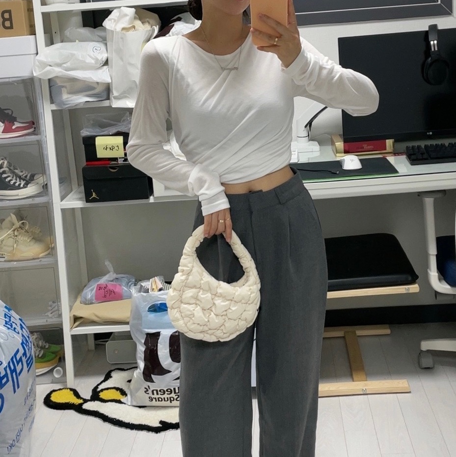 COS Quilted Micro Bag Off White 착용 스타일