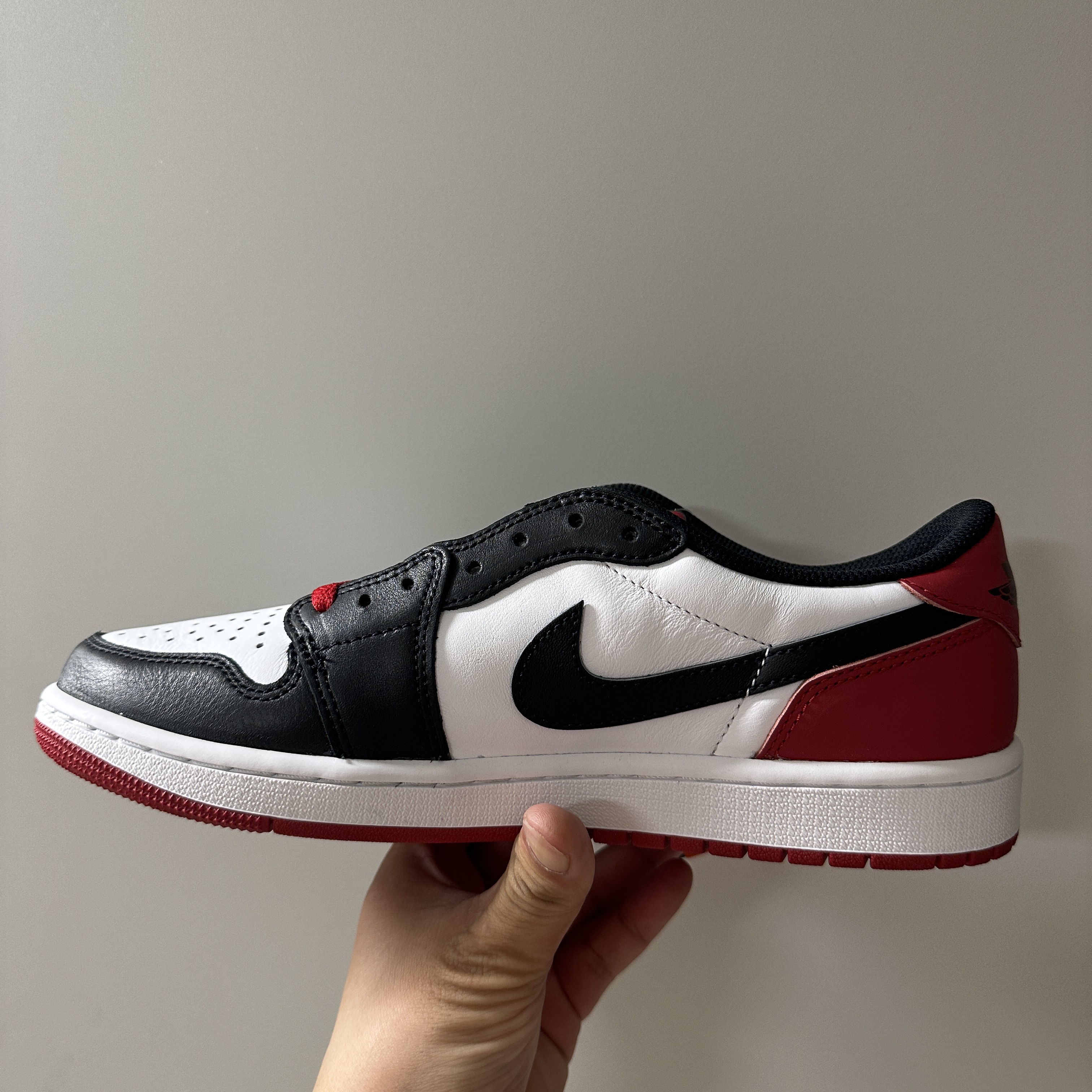 Jordan 1 Retro Low OG Black Toe 착용 스타일