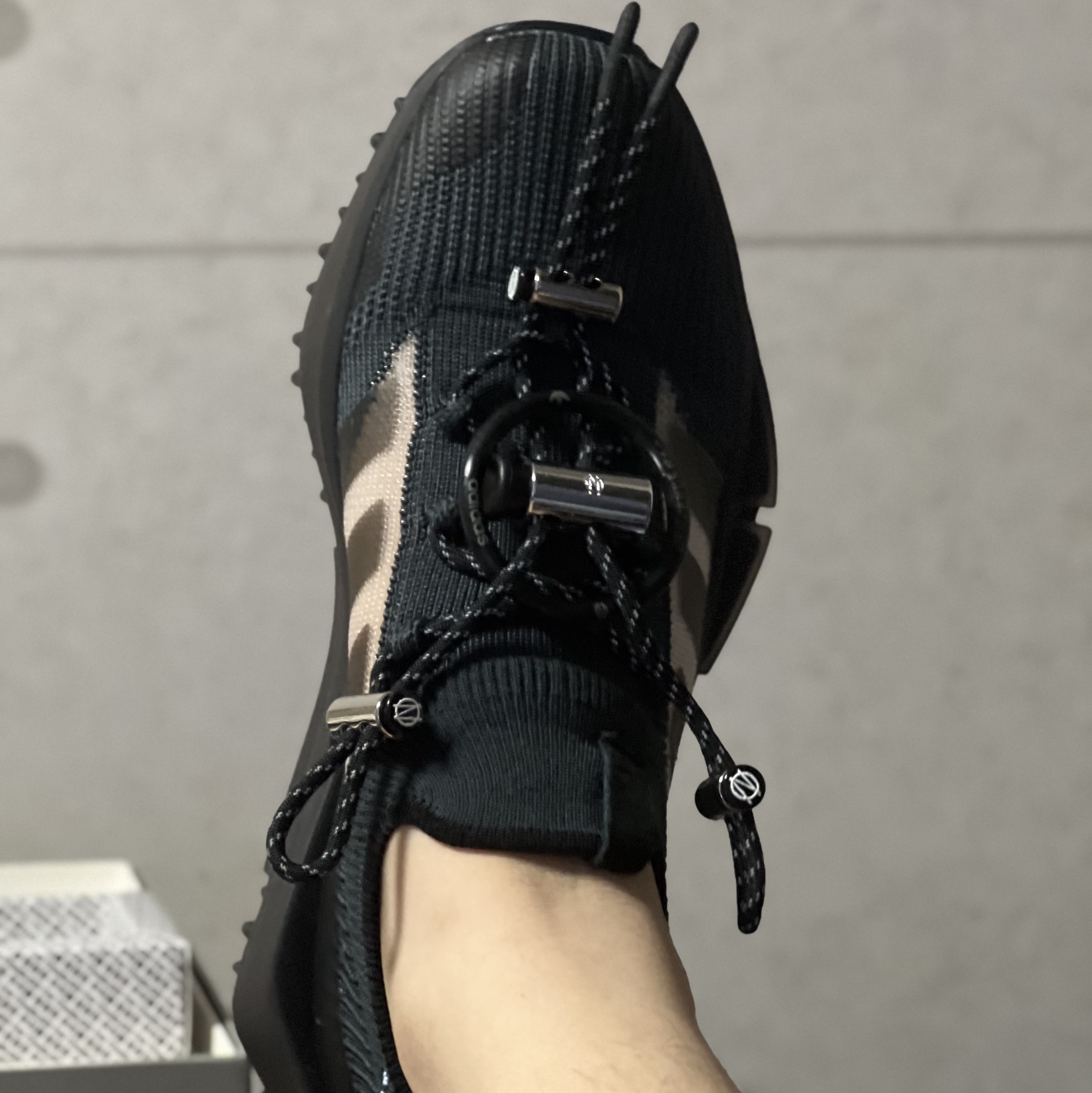 Adidas x Bajowoo NMD S1 Carbon Core Black 착용 스타일 - 2