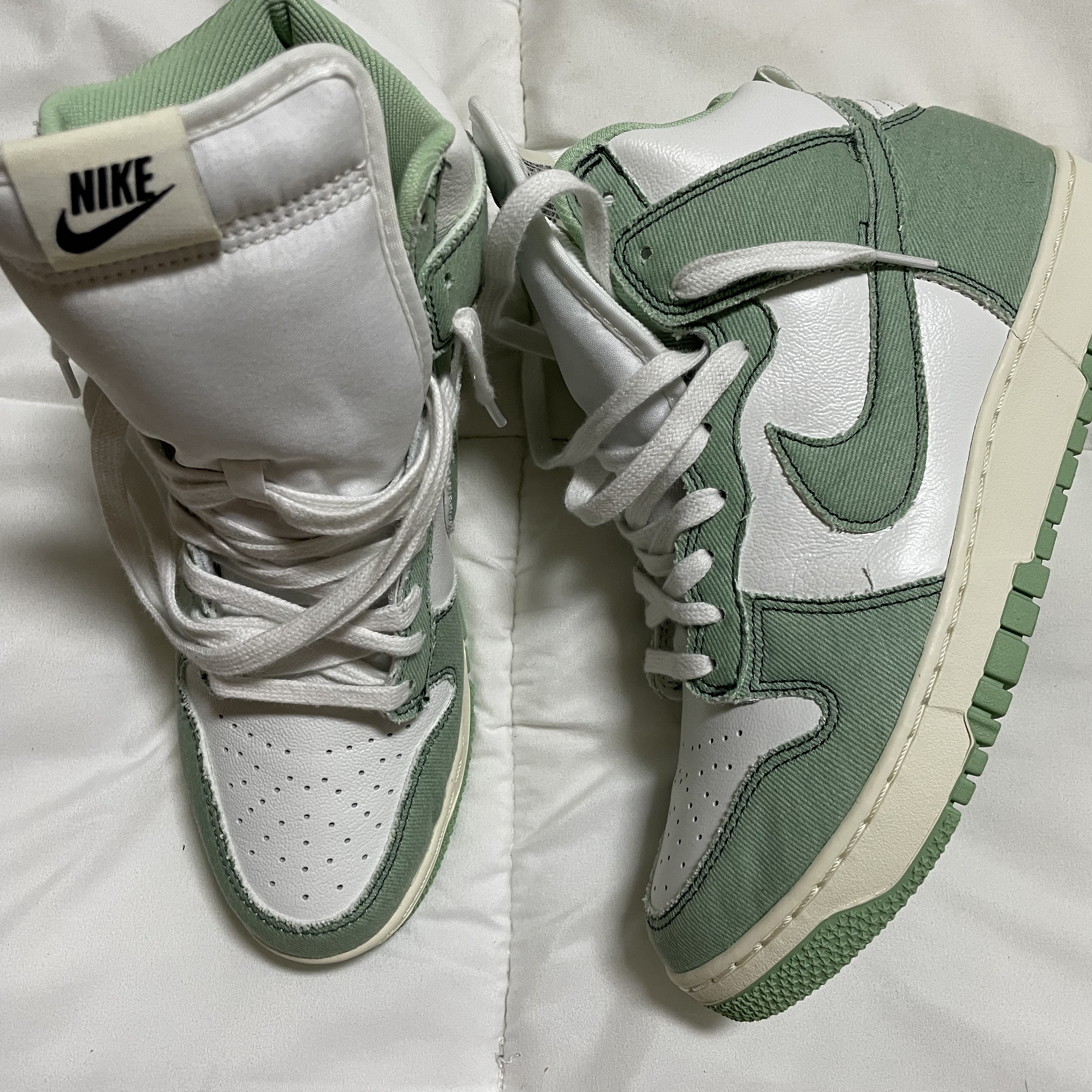 (W) Nike Dunk High 1985 Enamel Green 착용 스타일