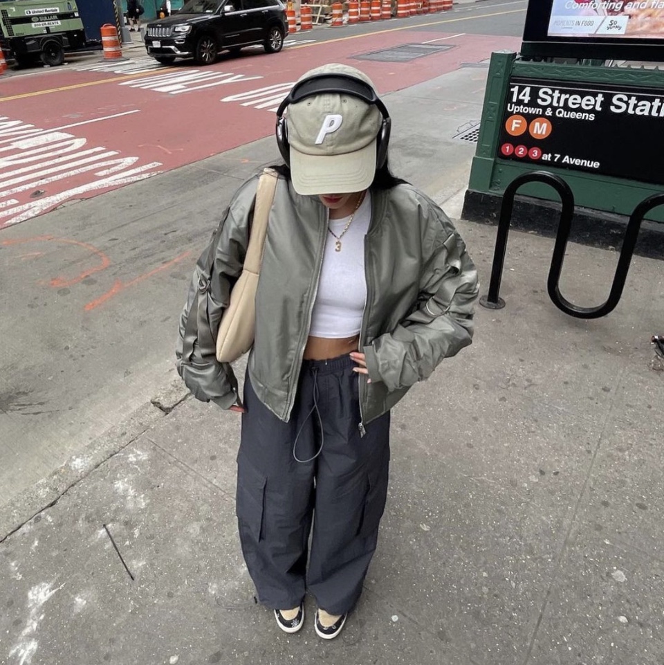 Palace P 6-Panel Olive - 20FW, Nike x Travis Scott SB Dunk Low 착용 스타일