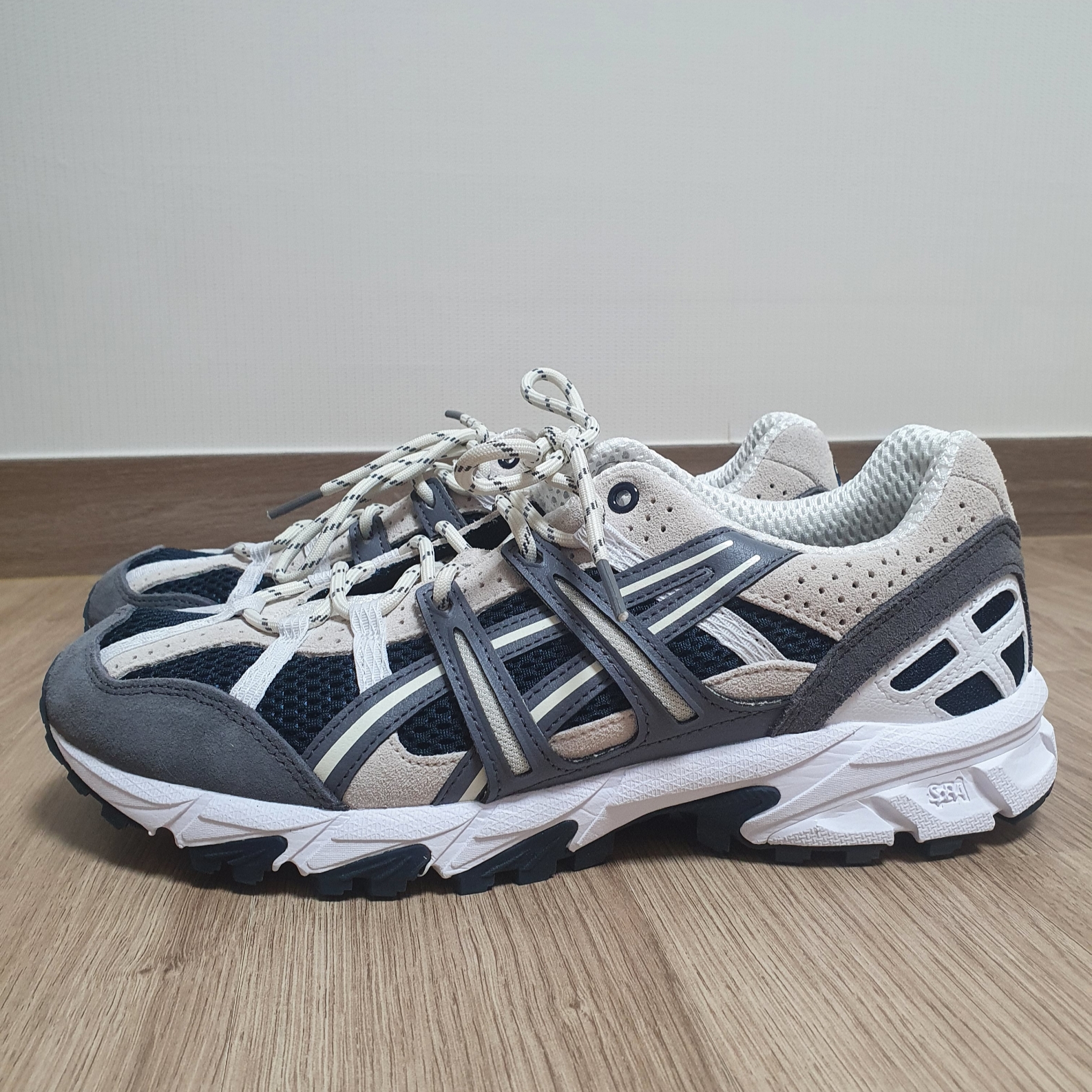 Asics Gel-Sonoma 15-50 French Blue 착용 스타일