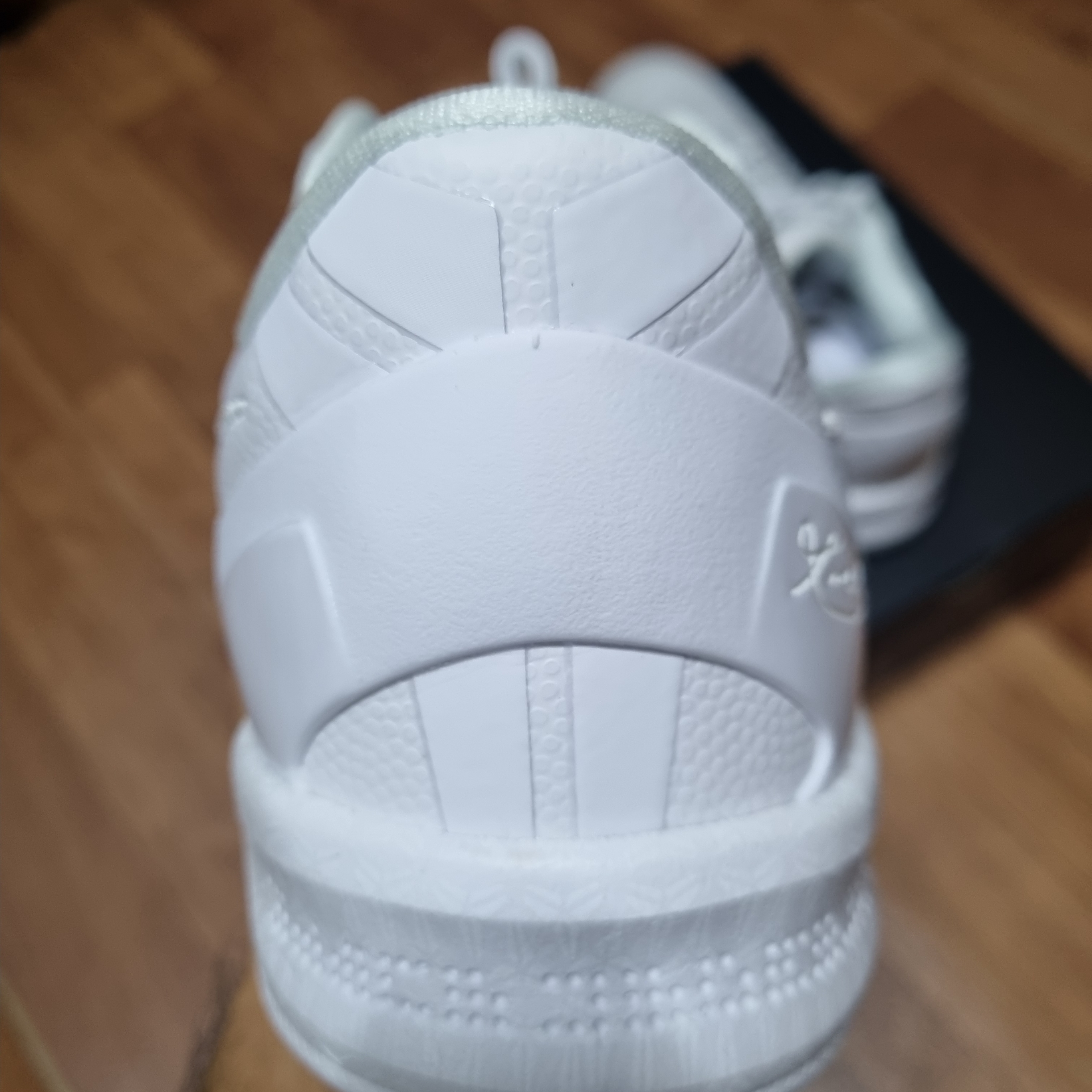 Nike Kobe 8 Protro Halo 착용 스타일 - 4