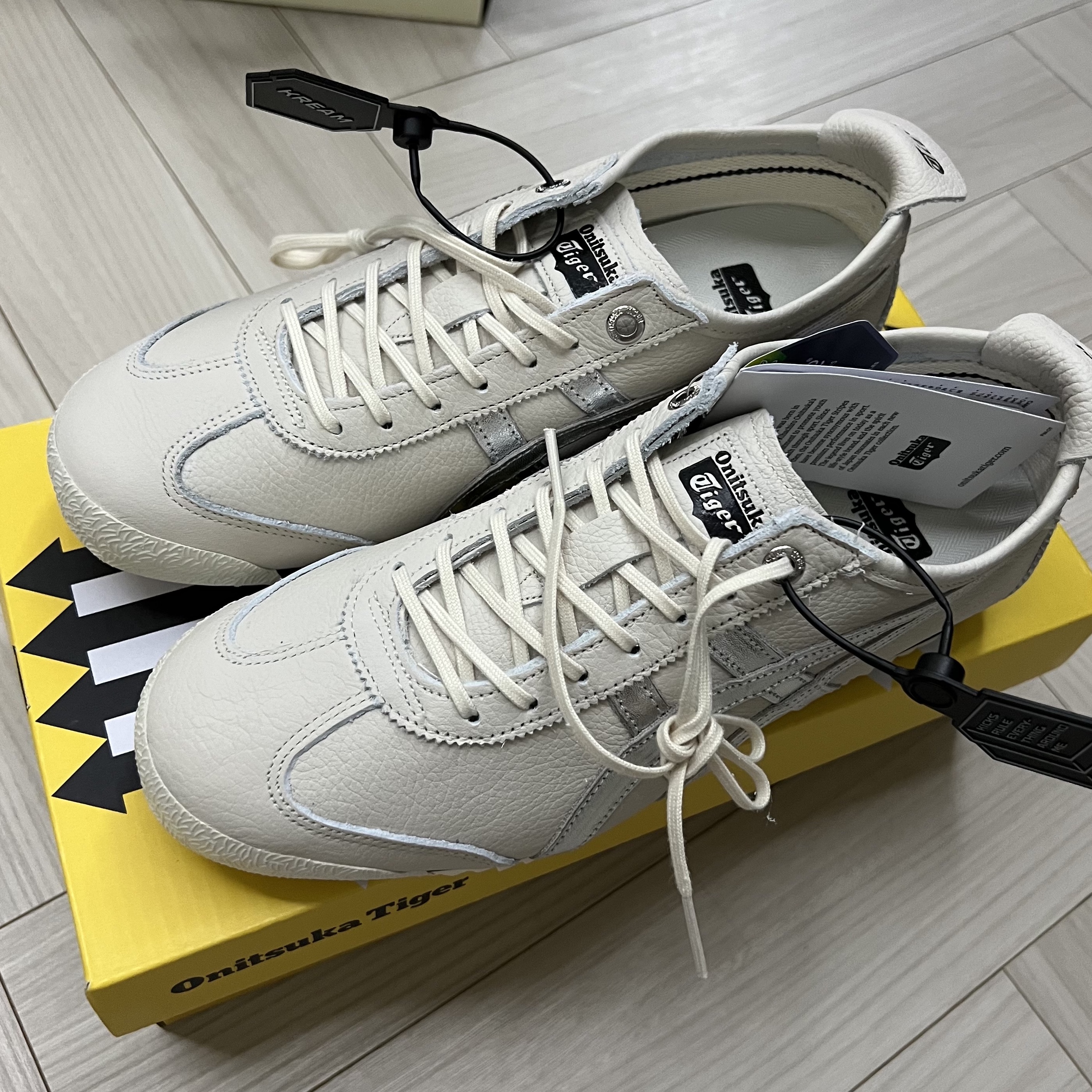 Onitsuka Tiger Mexico 66 SD Birch Silver 착용 스타일 - 5
