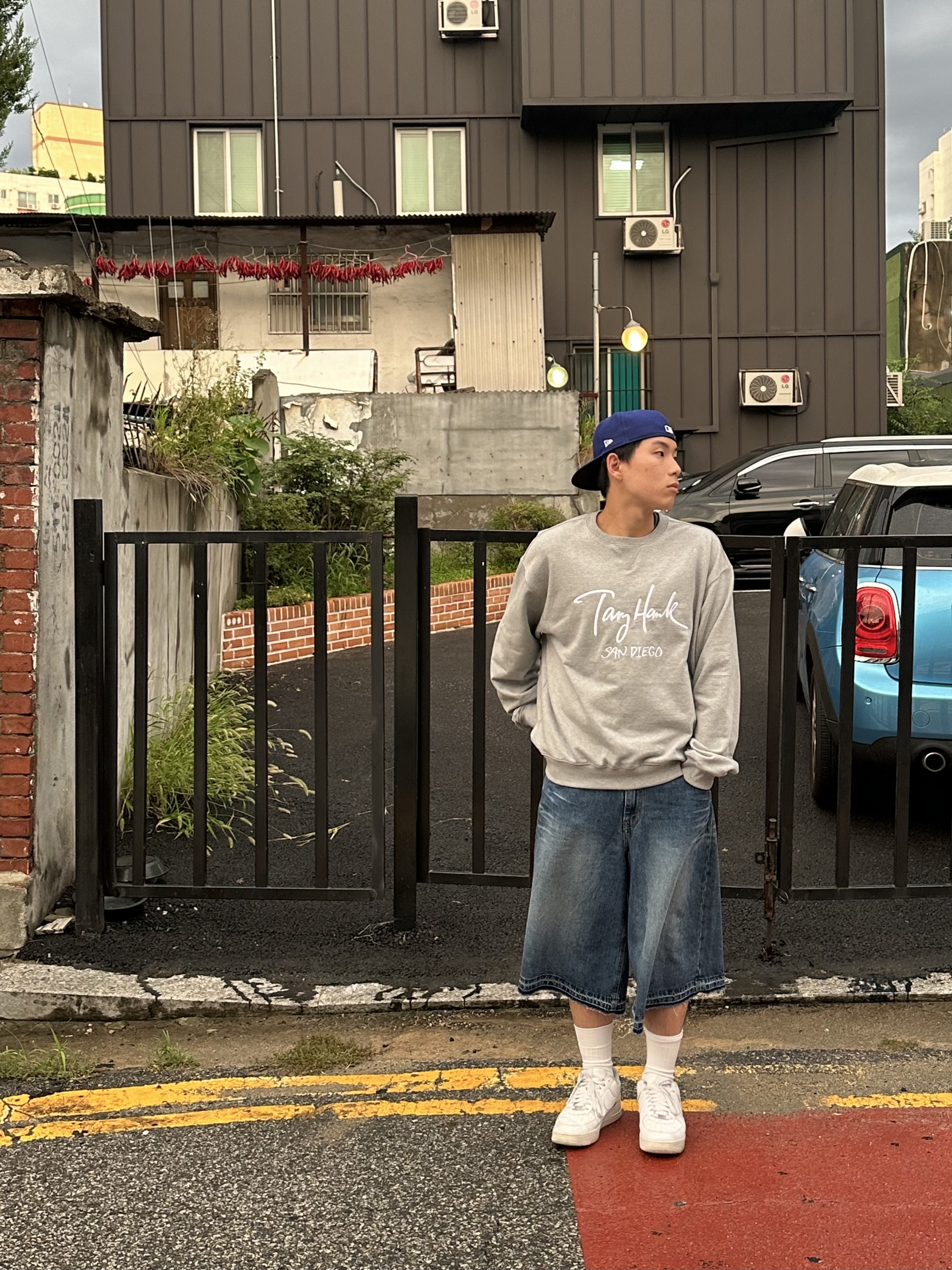 Nike x Supreme Air Force 1 Low White 착용 스타일 - 1