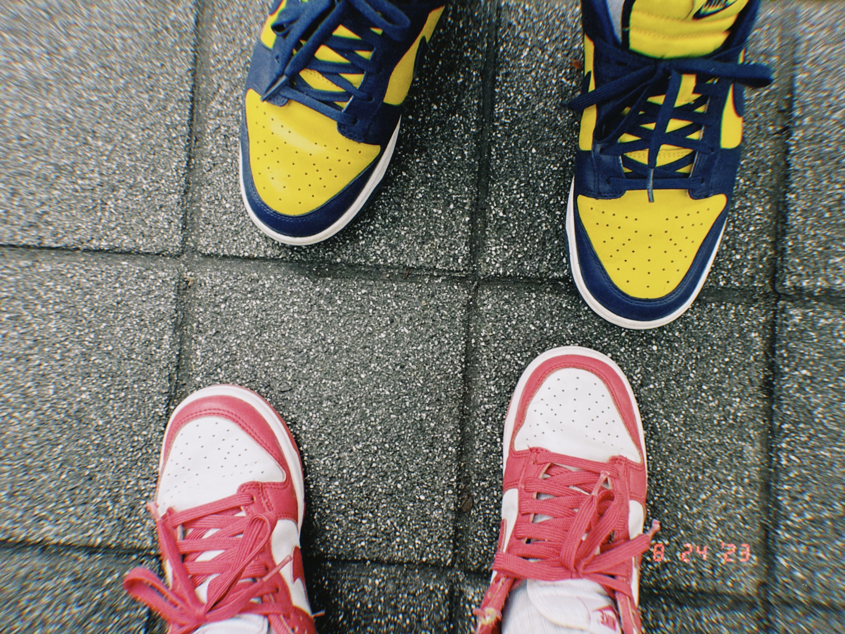 Nike Dunk Low Retro Varsity Maize, (W) Nike Dunk Low Archeo Pink 착용 스타일