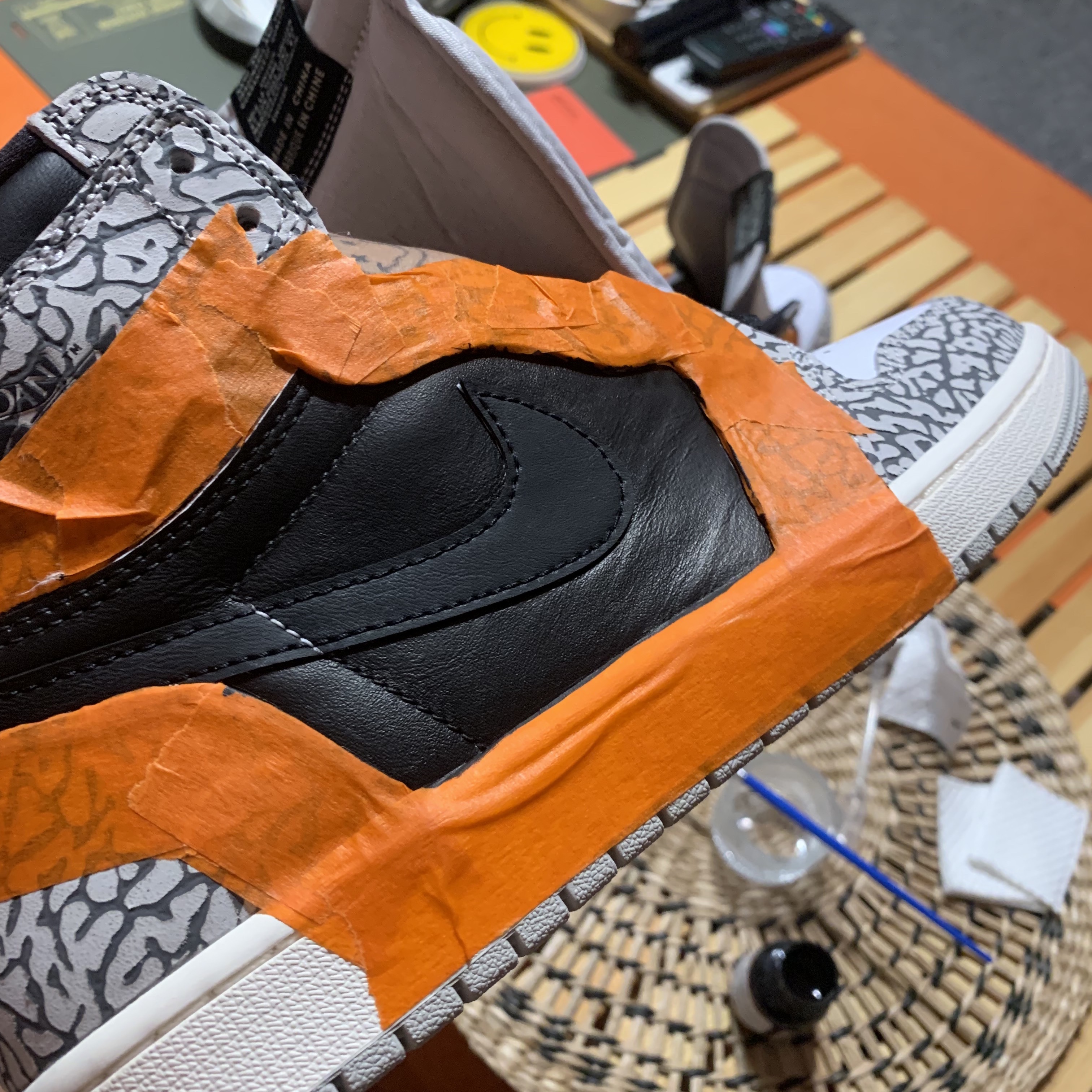 Jordan 1 Retro High White Elephant Print 착용 스타일 - 4