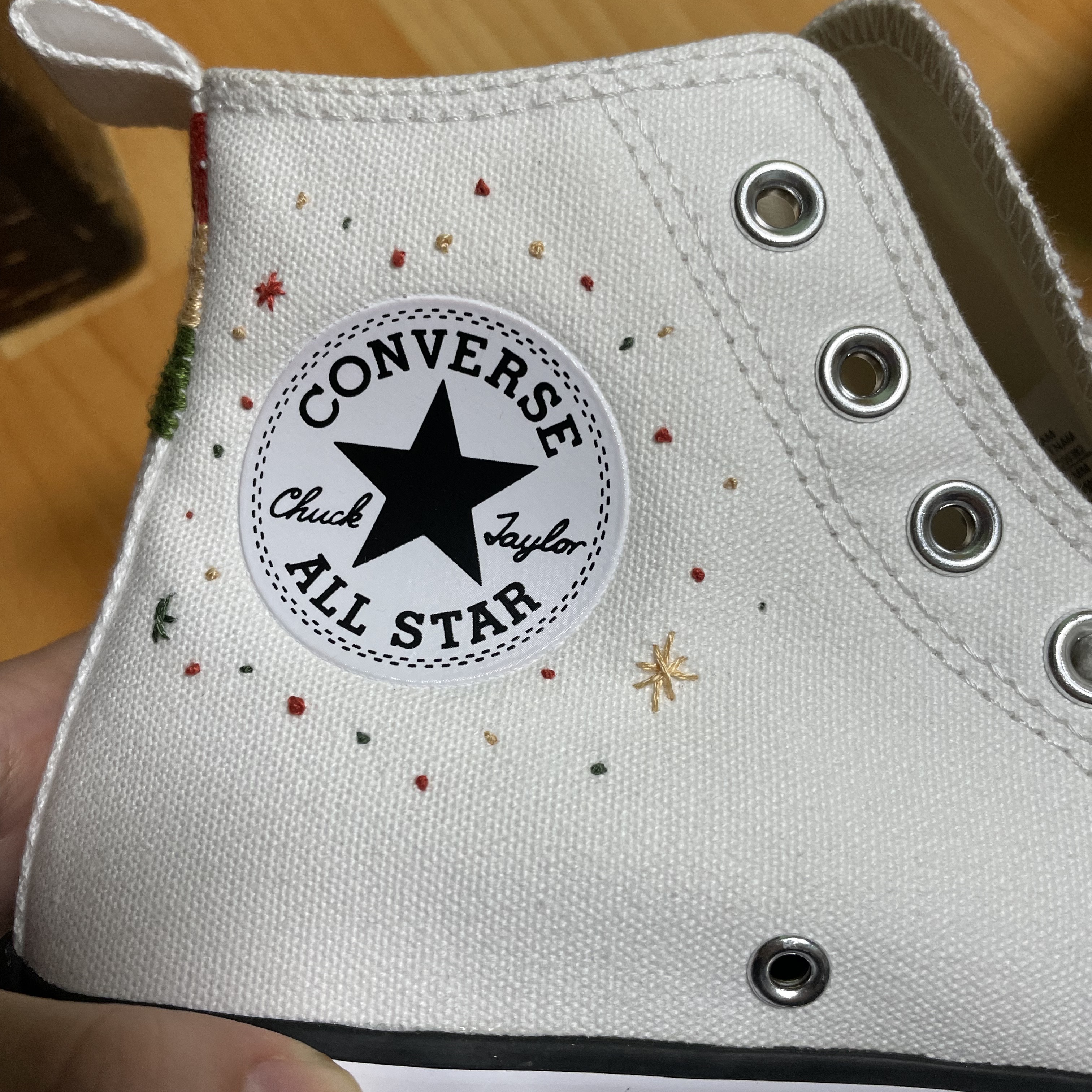 Converse Run Star Hike Hi White Black Gum 착용 스타일 - 1