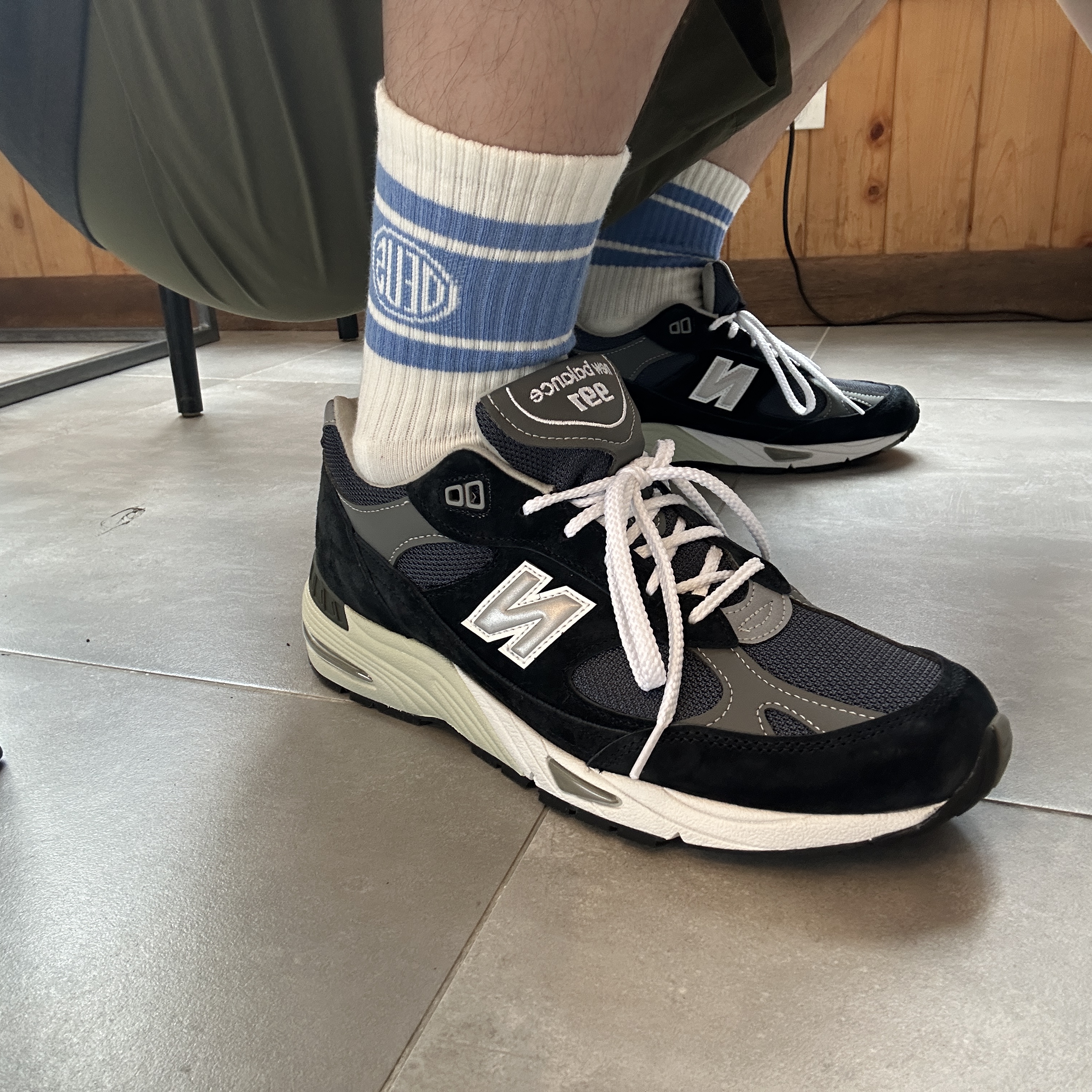 New Balance 991 Made in UK Navy 착용 스타일 - 2