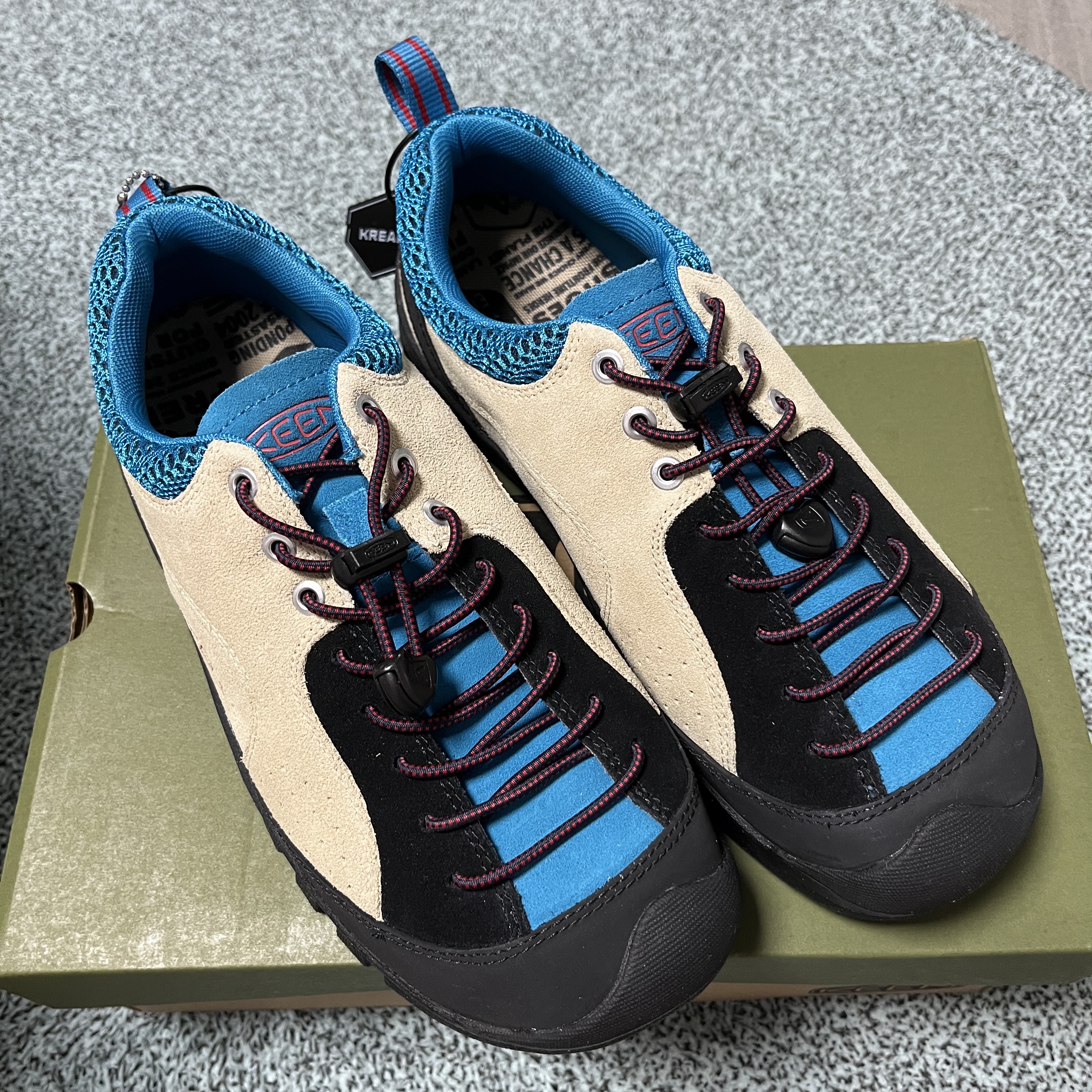 Keen Jasper Rocks SP Sneakers Beige 착용 스타일