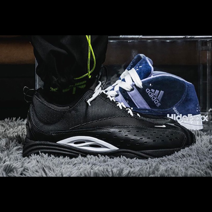 Nike x Drake Nocta Swim Fins Black, Nike Air Zoom Pegasus 40 Black Anthracite 착용 스타일 - 3