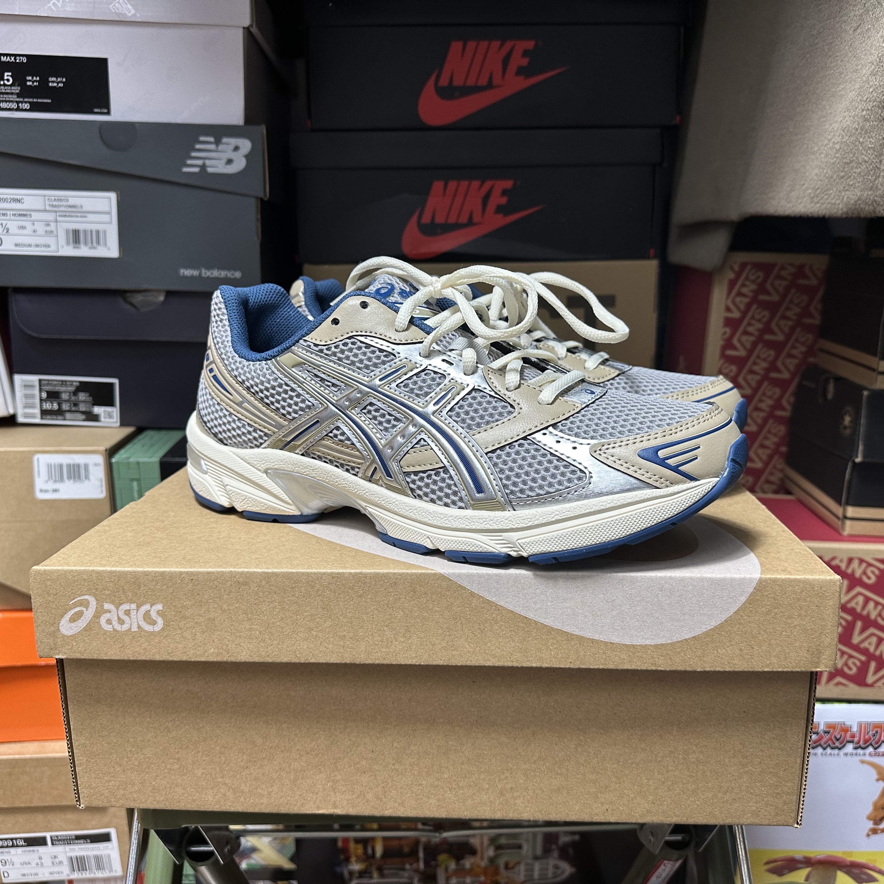 Asics Gel-1130 Oyster Grey Pure Silver 착용 스타일