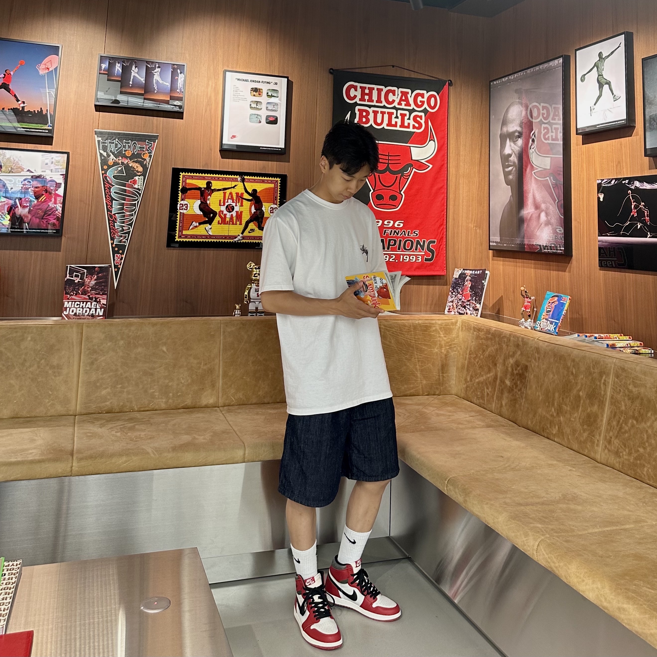 Jordan 1 Retro High OG Chicago 2022 착용 스타일 - 1