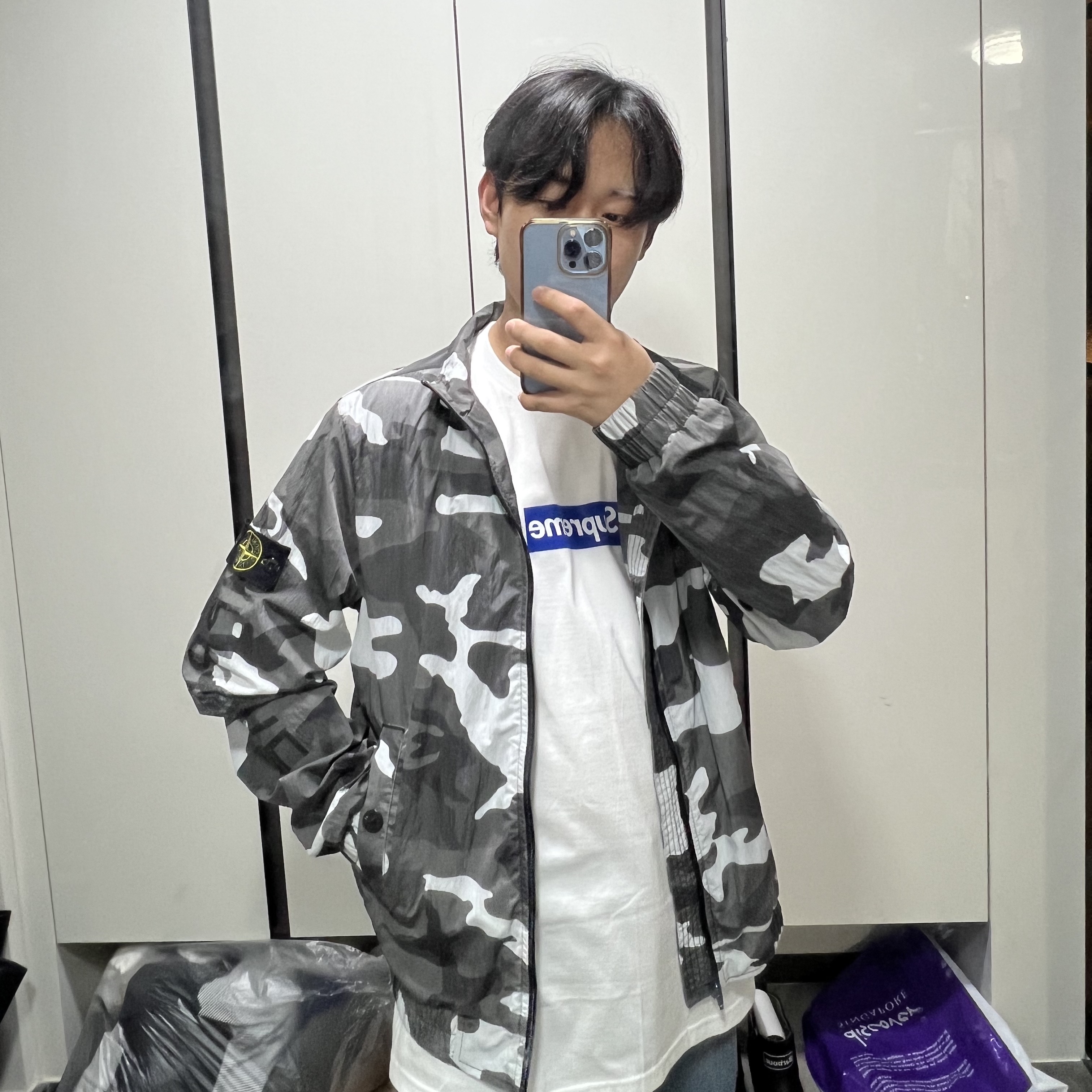 Supreme Seoul Box Logo T-Shirt White - 23FW 착용 스타일 - 1