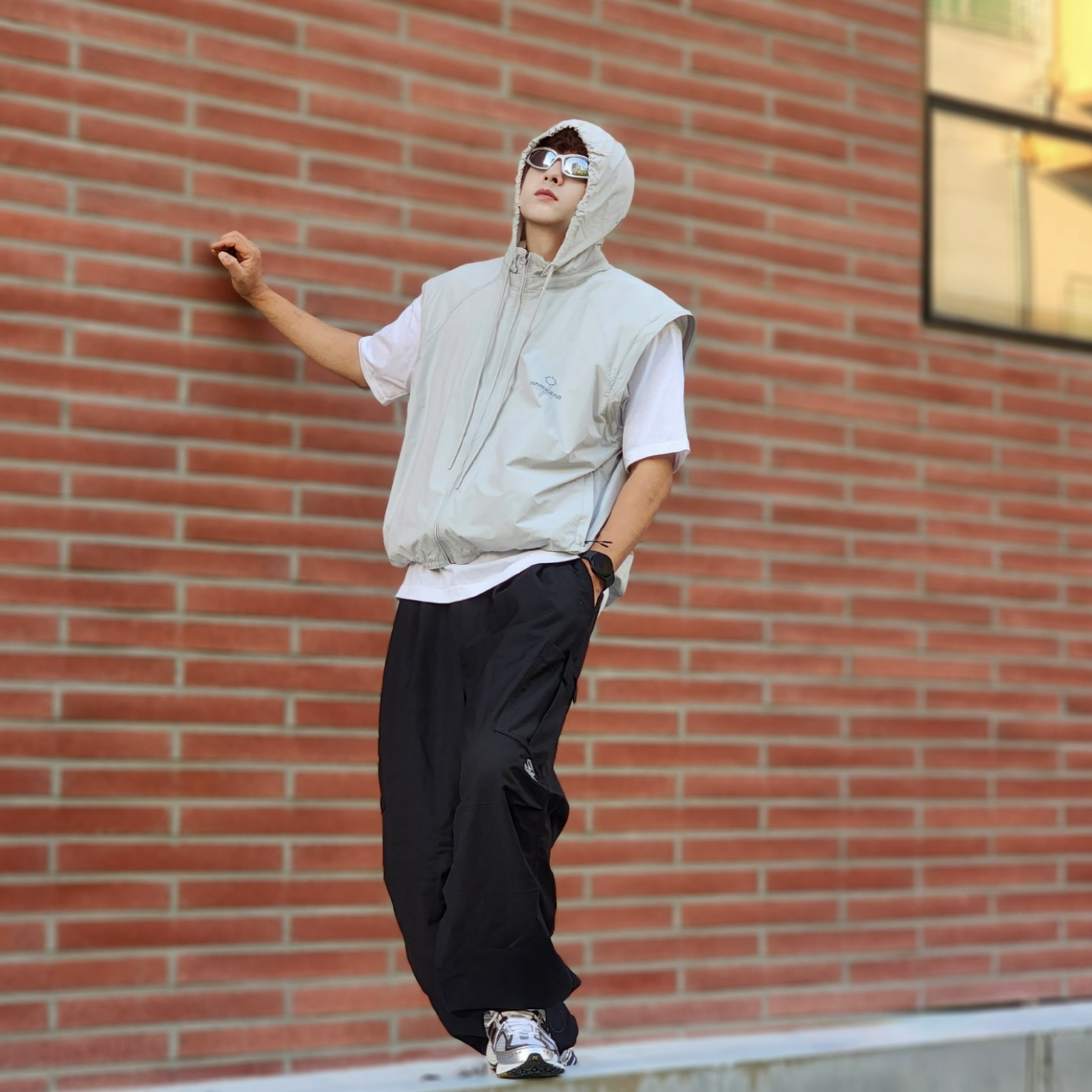 New Balance 1906R White Gold 착용 스타일 - 3