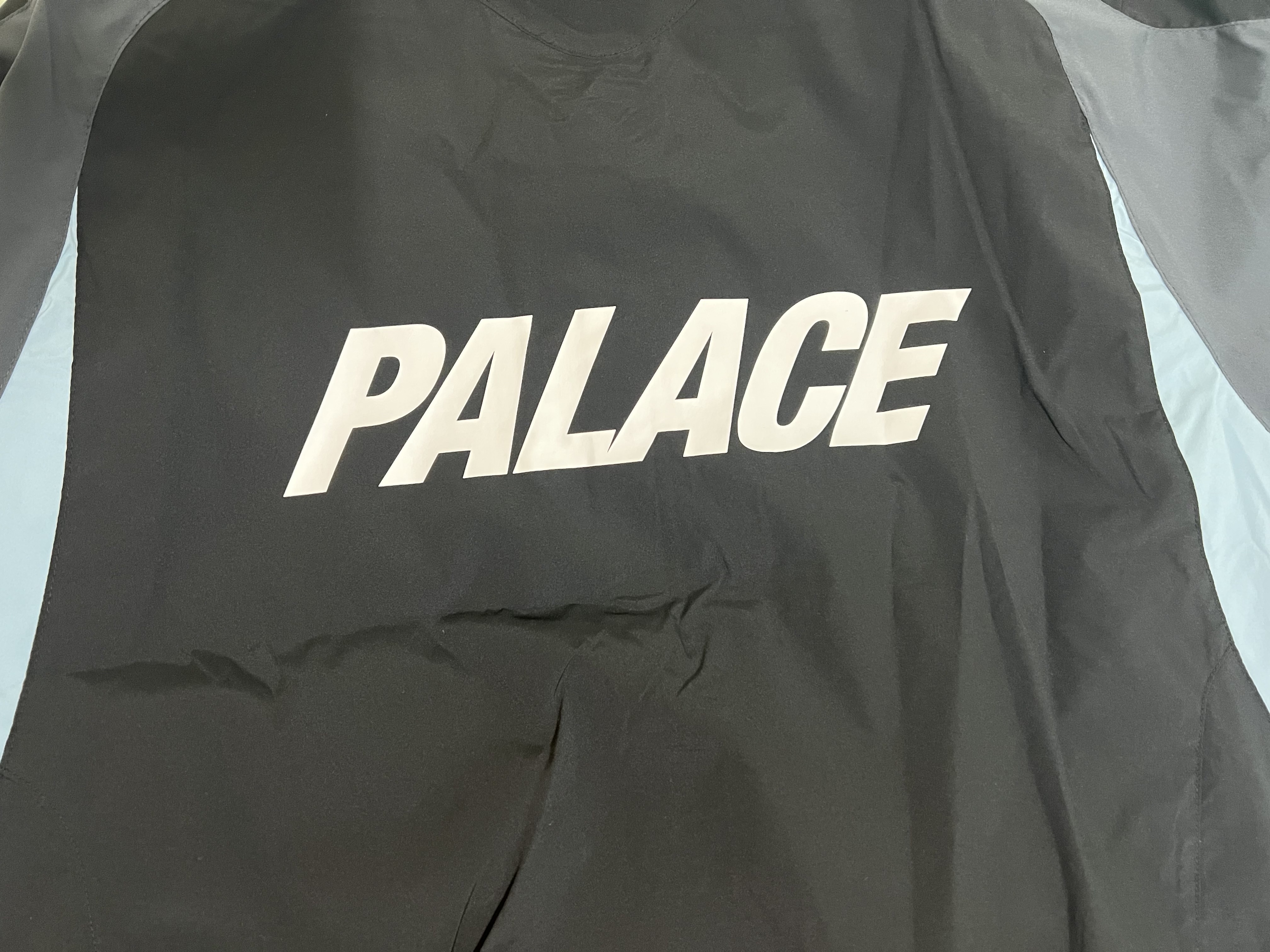 Palace Pro Shell Jacket Black - 23FW 착용 스타일 - 2