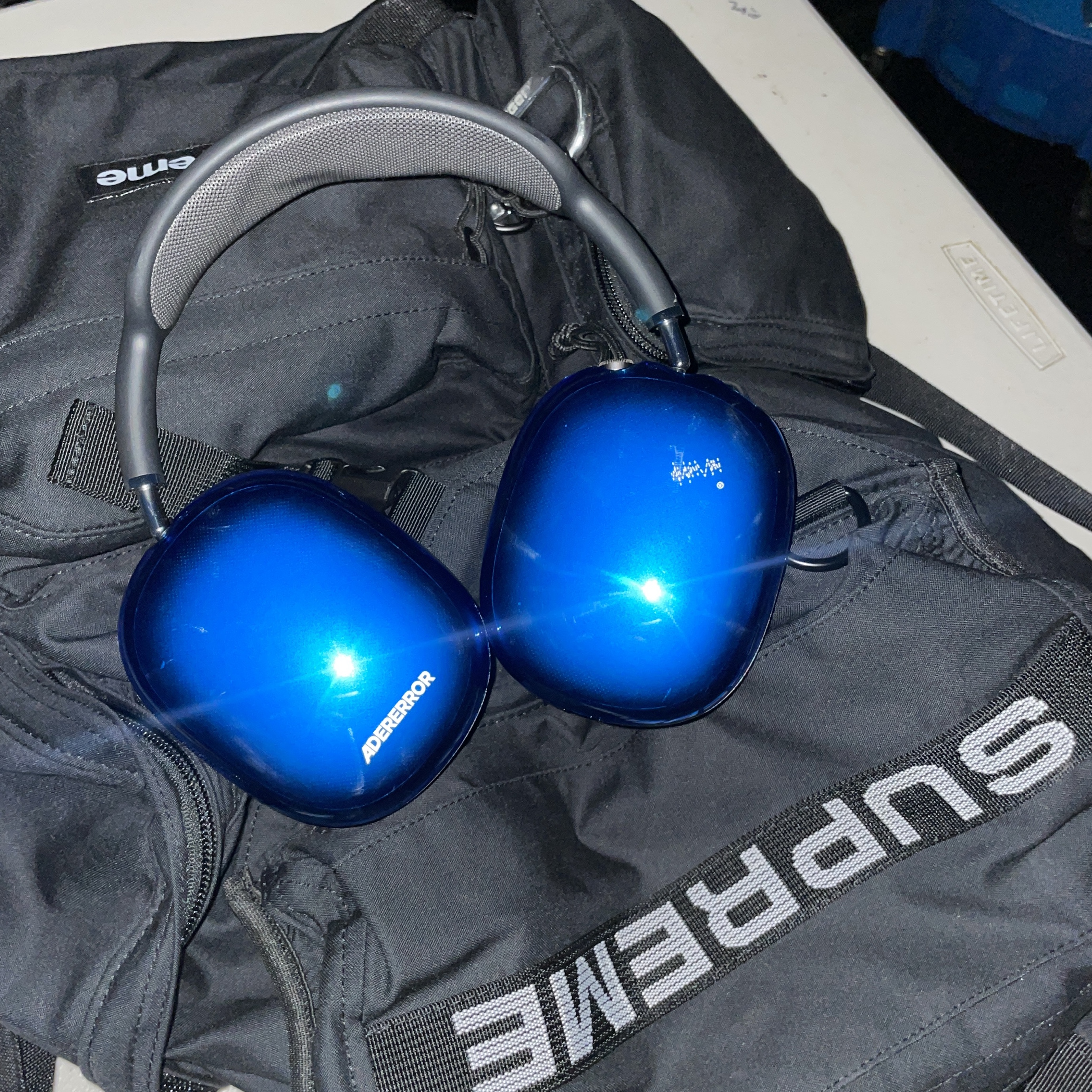 Ader Error Standic AirPods Max Case Z-Blue, Supreme Field Backpack Black - 23SS 착용 스타일 - 2