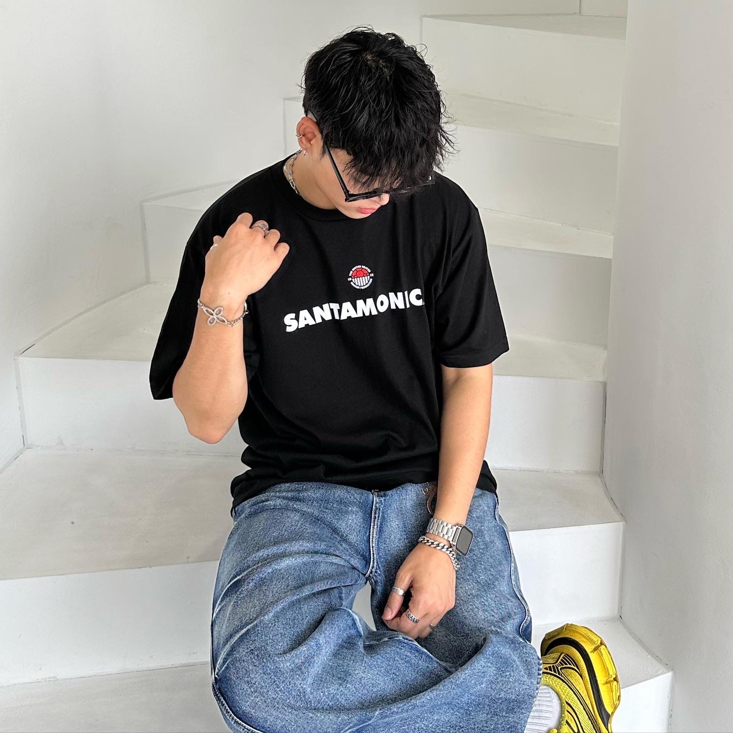 Balenciaga 3XL Sneakers Yellow Black 착용 스타일 - 2