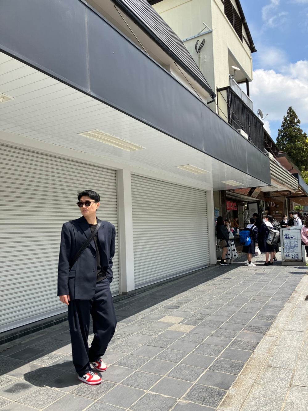 Zara x Ader Error Oversize Blazer Navy, Nike x NBA Dunk Low Retro EMB Black and Chile Red 착용 스타일 - 1