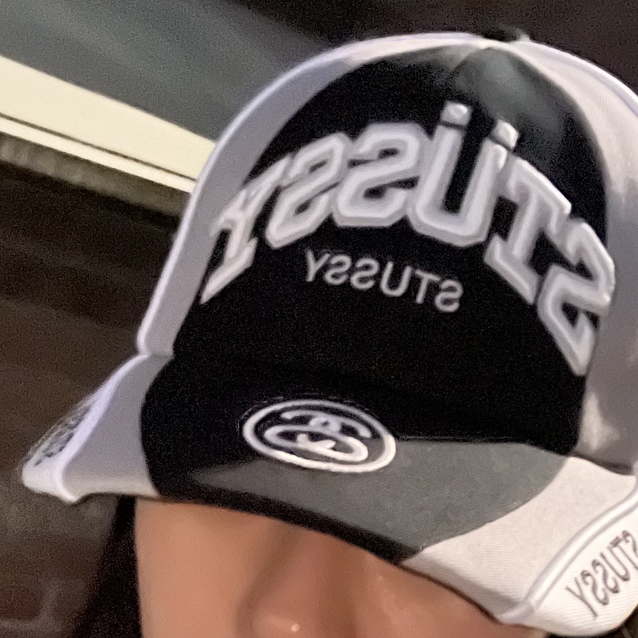 Stussy Souvenir Low Pro Strapback Cap Black 착용 스타일
