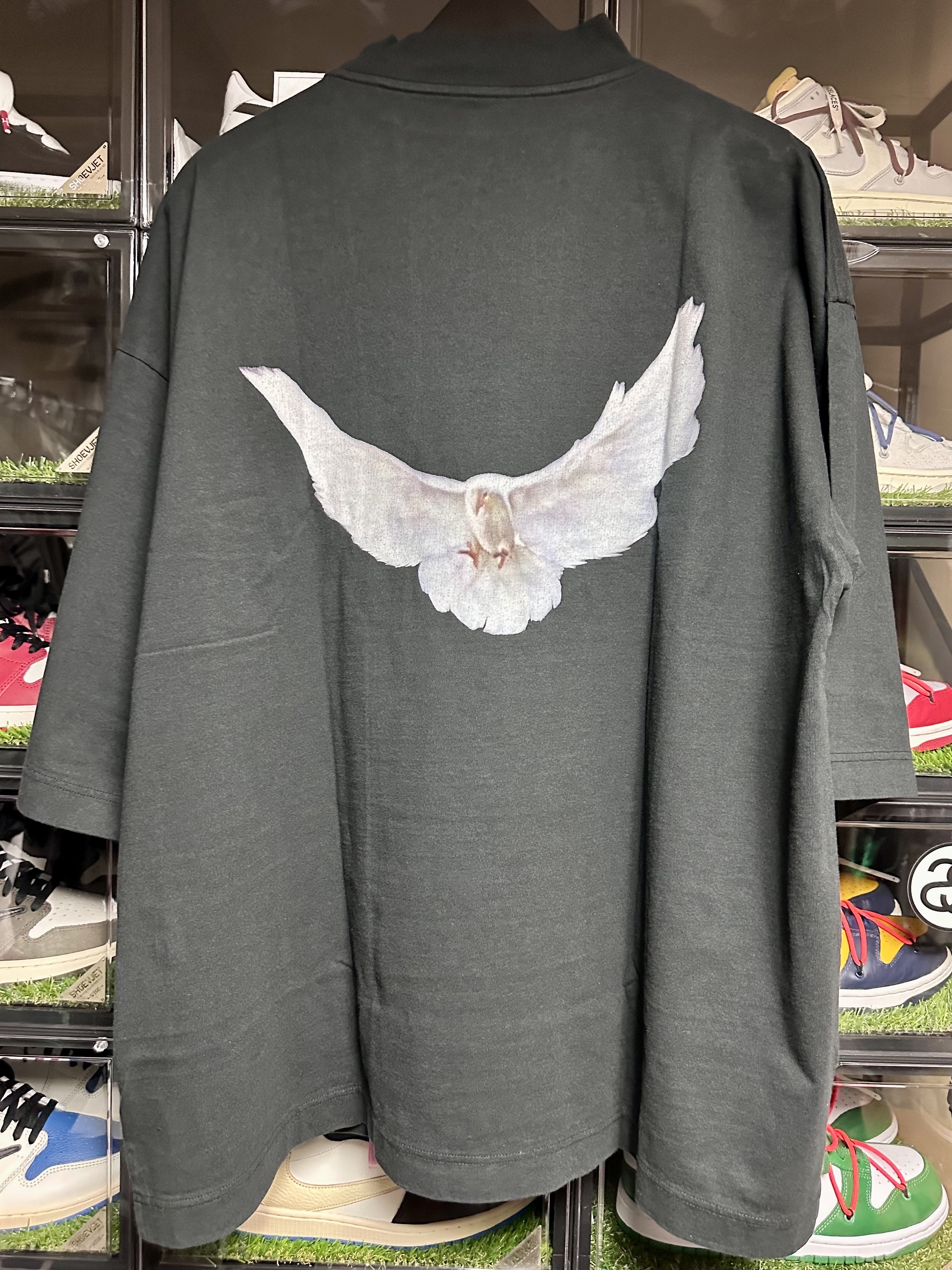 Yeezy Gap Engineered By Balenciaga Dove 3/4 Sleeve T-Shirt Black 착용 스타일 - 2
