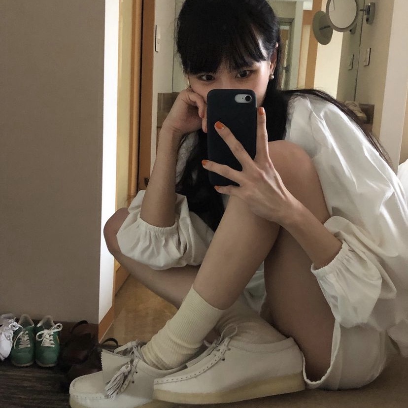 Clarks Women Wallabee Nubuck White 착용 스타일