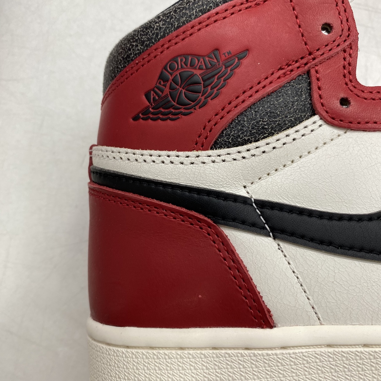 (W) Nike Dunk Low Retro PRM Team Red and White 착용 스타일 - 3