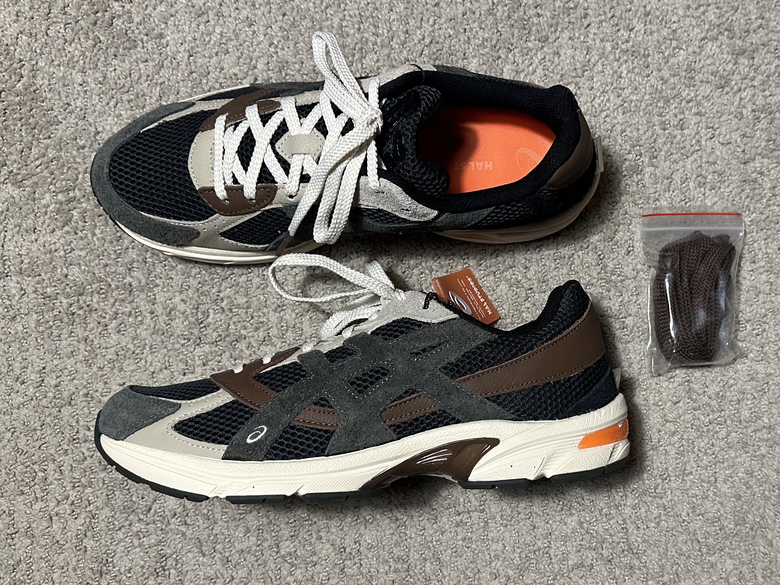 Asics x Hal Studios Gel-1130 MK-II Forest 착용 스타일 - 2