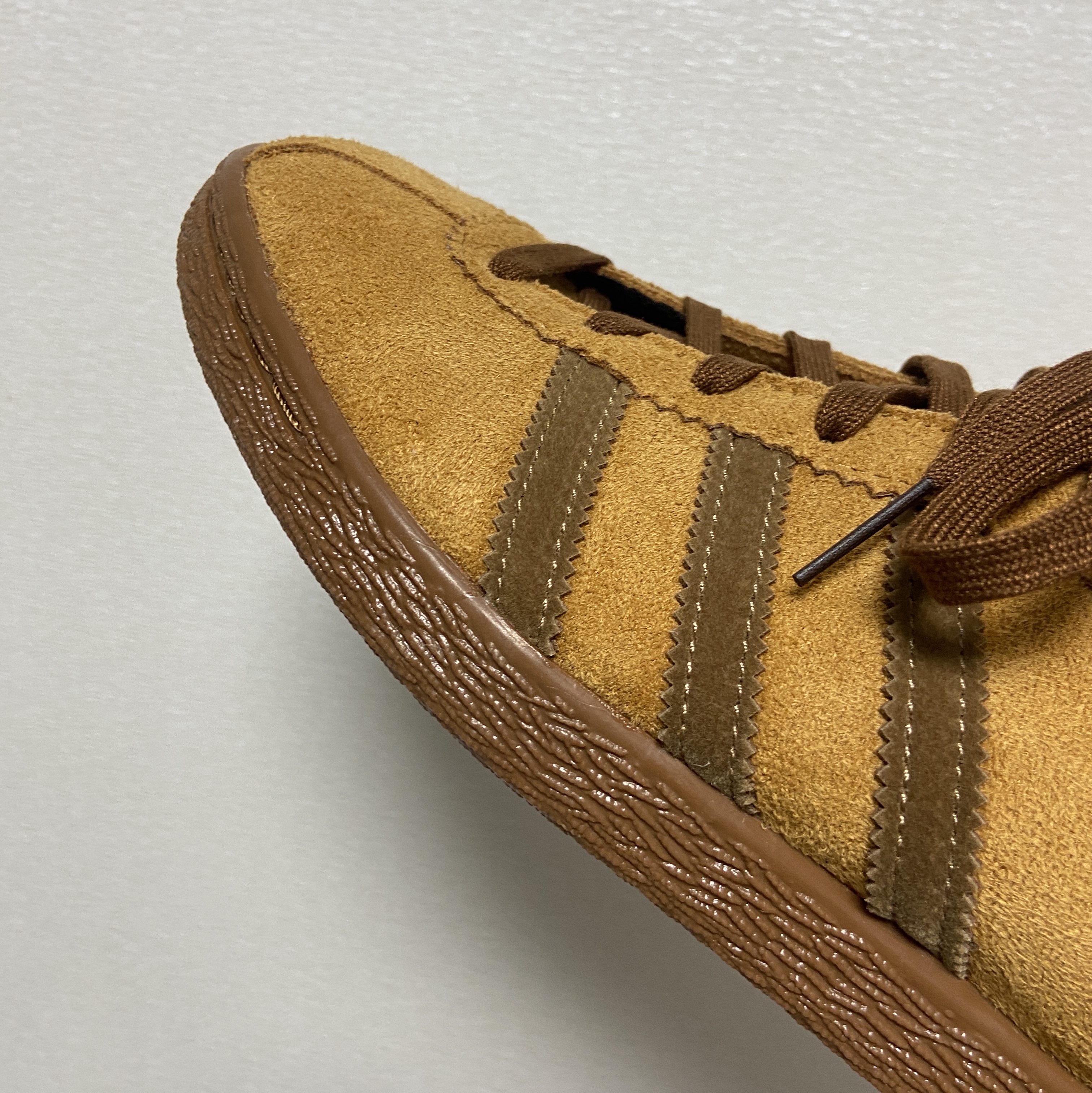 Adidas Tobacco Gruen Mesa Brown Desert 착용 스타일 - 4