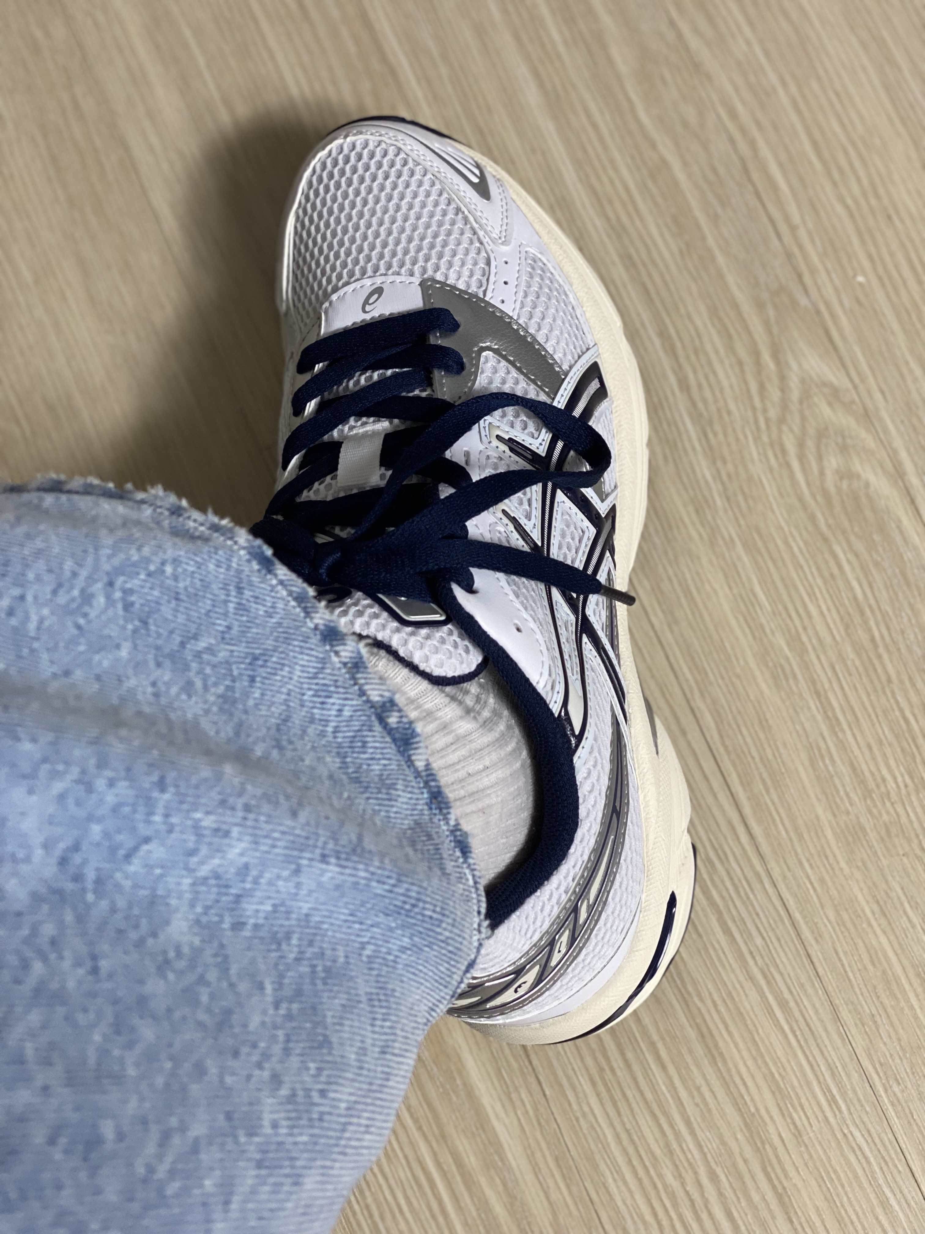 (W) Asics Gel-1130 White Midnight 착용 스타일