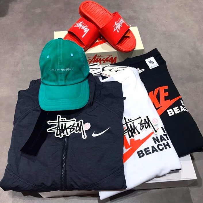 Peaceminusone Vintage Cotton Cap #1 Green, Nike x Stussy Benassi Slide Habanero Red 착용 스타일 - 2