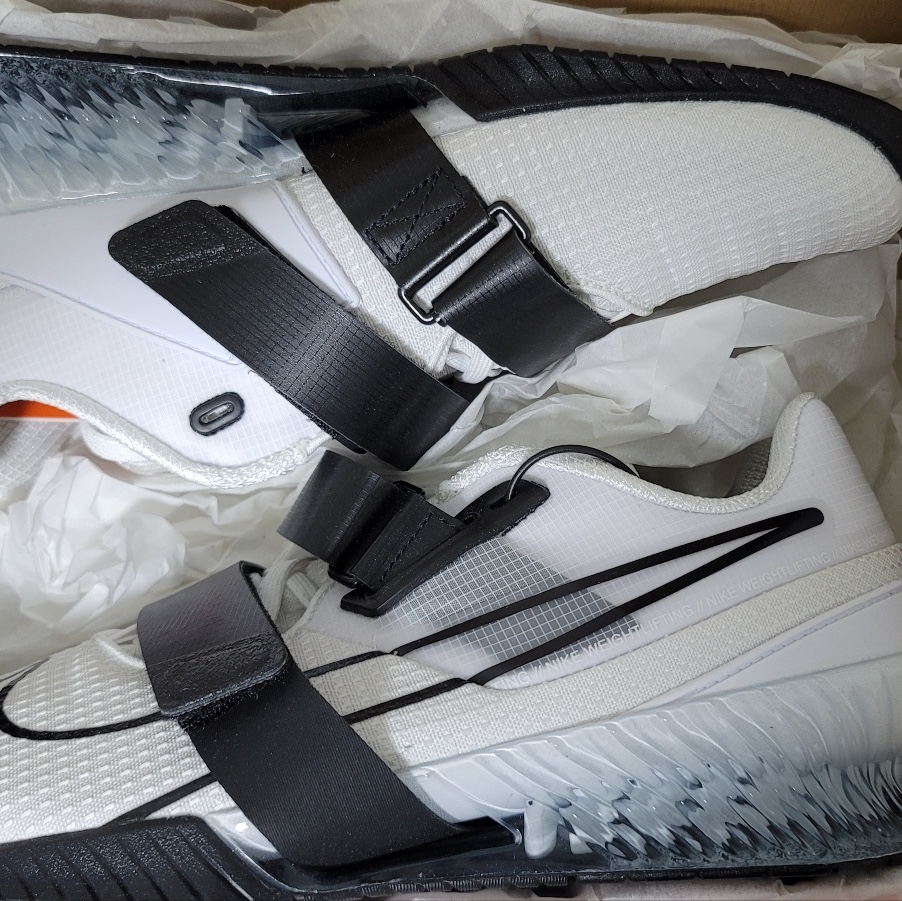 Nike Romaleos 4 White 착용 스타일