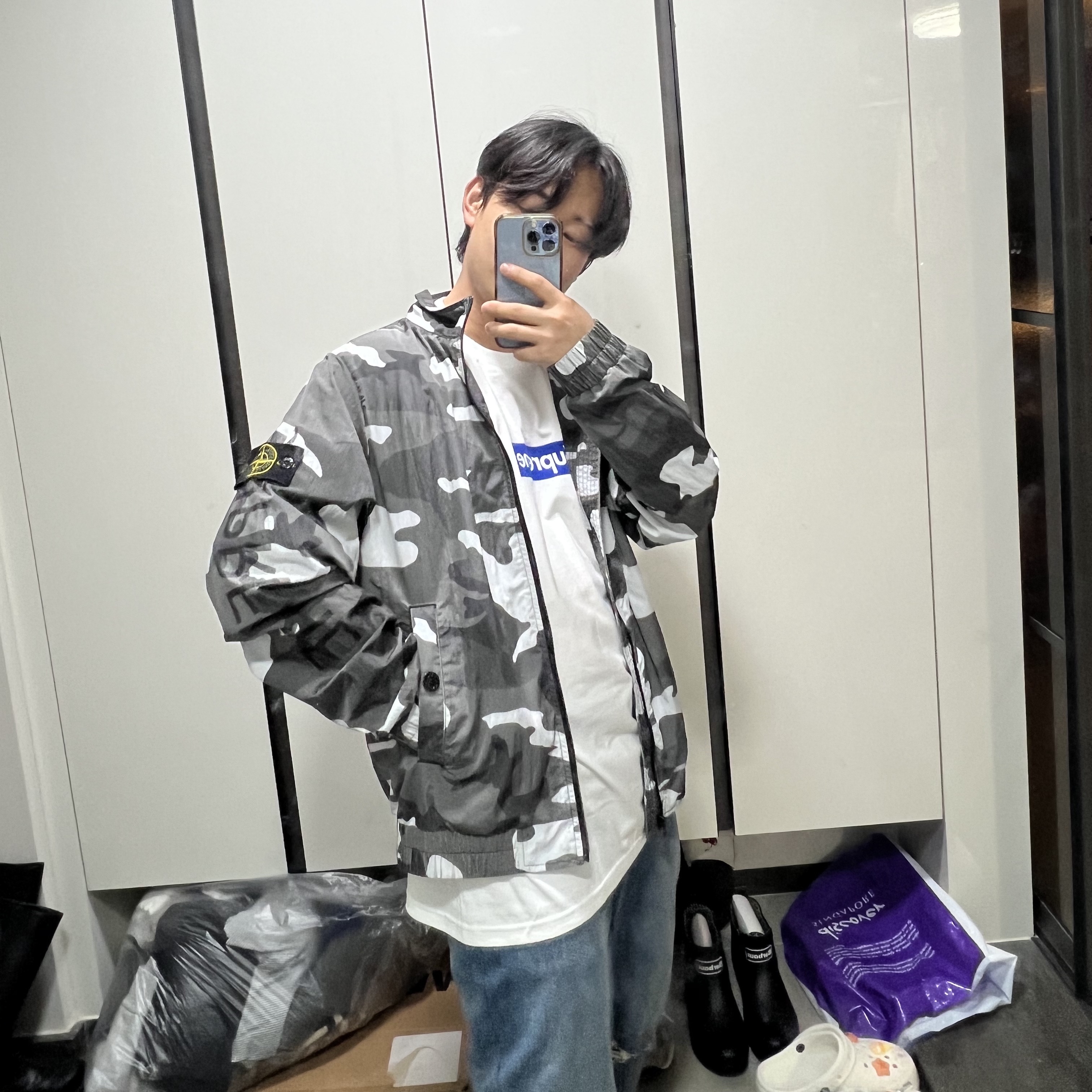 Supreme Seoul Box Logo T-Shirt White - 23FW 착용 스타일 - 2