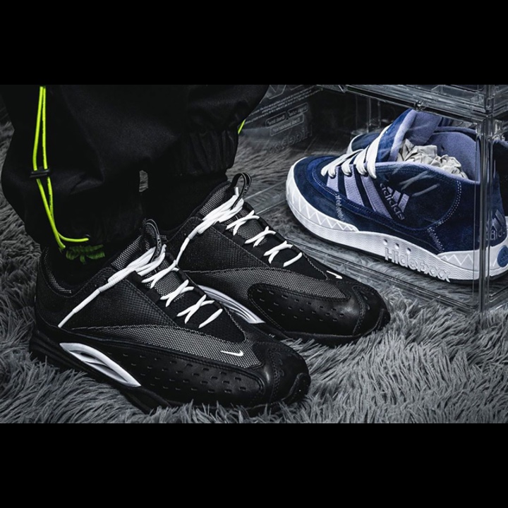 Nike x Drake Nocta Swim Fins Black, Nike Air Zoom Pegasus 40 Black Anthracite 착용 스타일 - 4