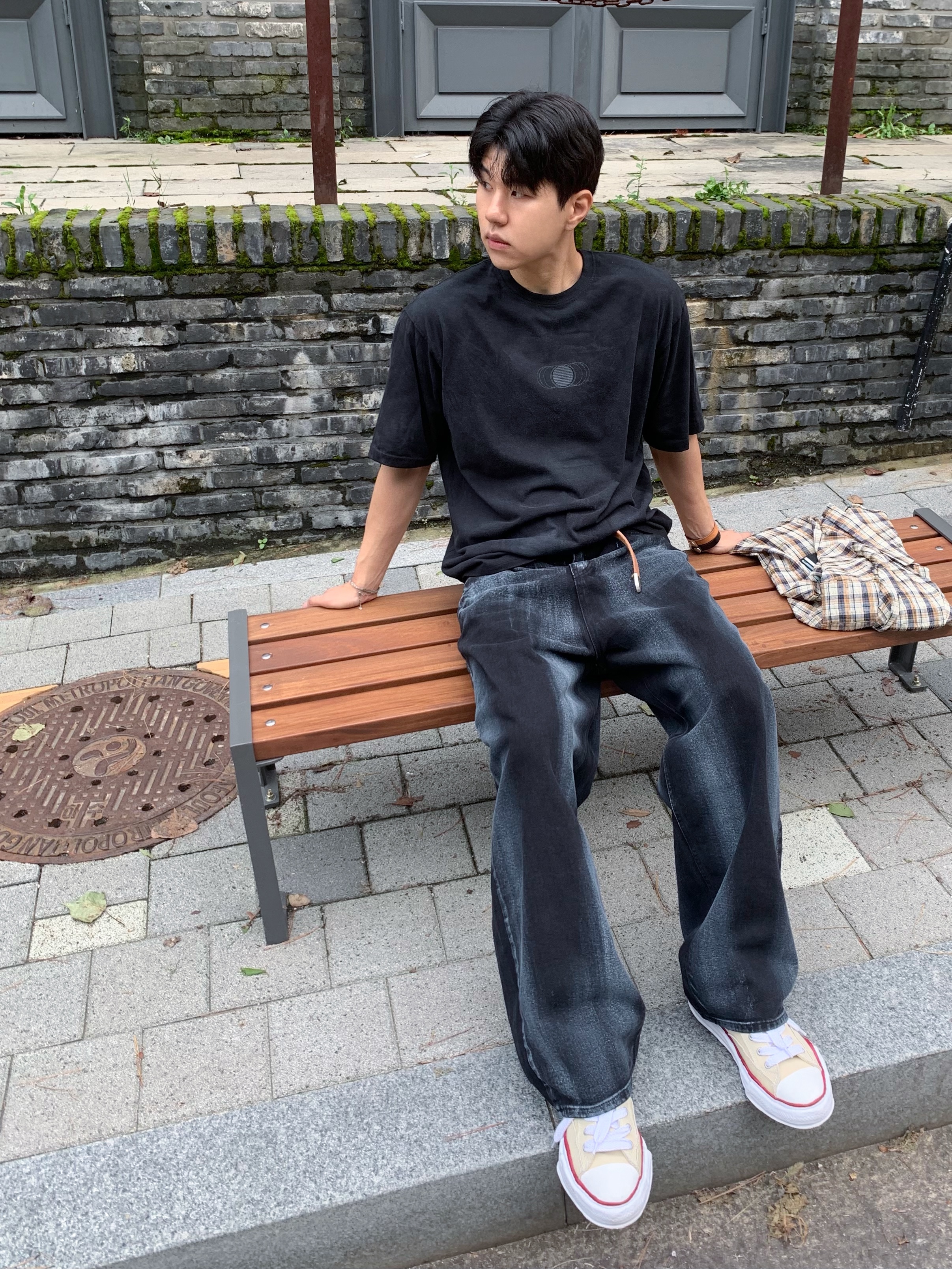 Maison Mihara Yasuhiro Peterson OG Sole Canvas Low-top Sneakers Natural 착용 스타일 - 1