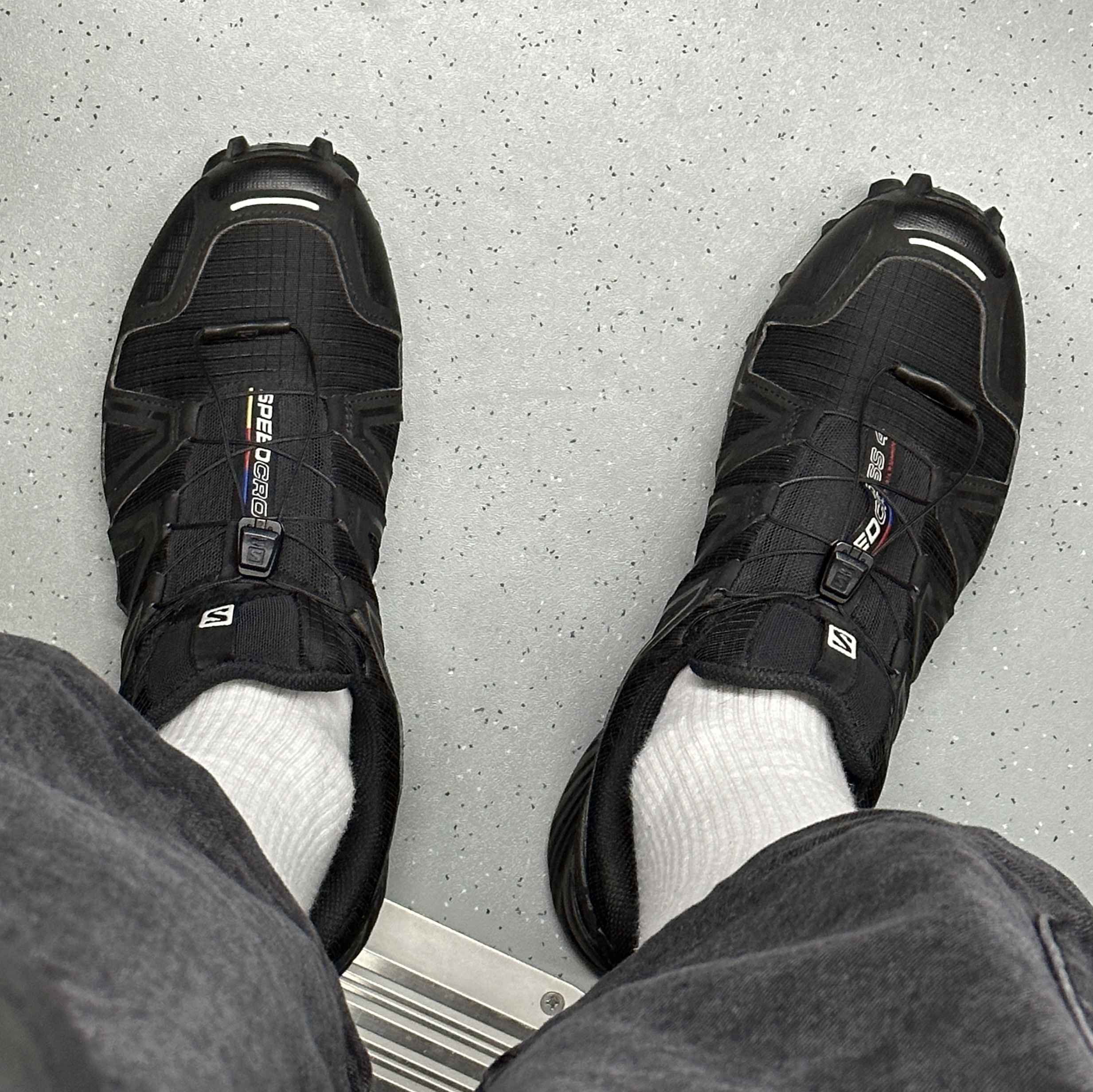 Salomon x Palace Speedcross 4 Black 착용 스타일