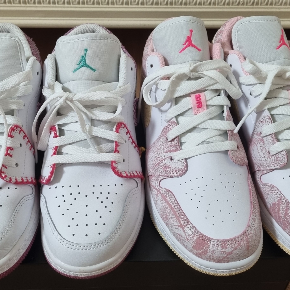 (GS) Jordan 1 Low SE White Light Bordeuax, (GS) Jordan 1 Low SE Pale Vanilla 착용 스타일 - 1