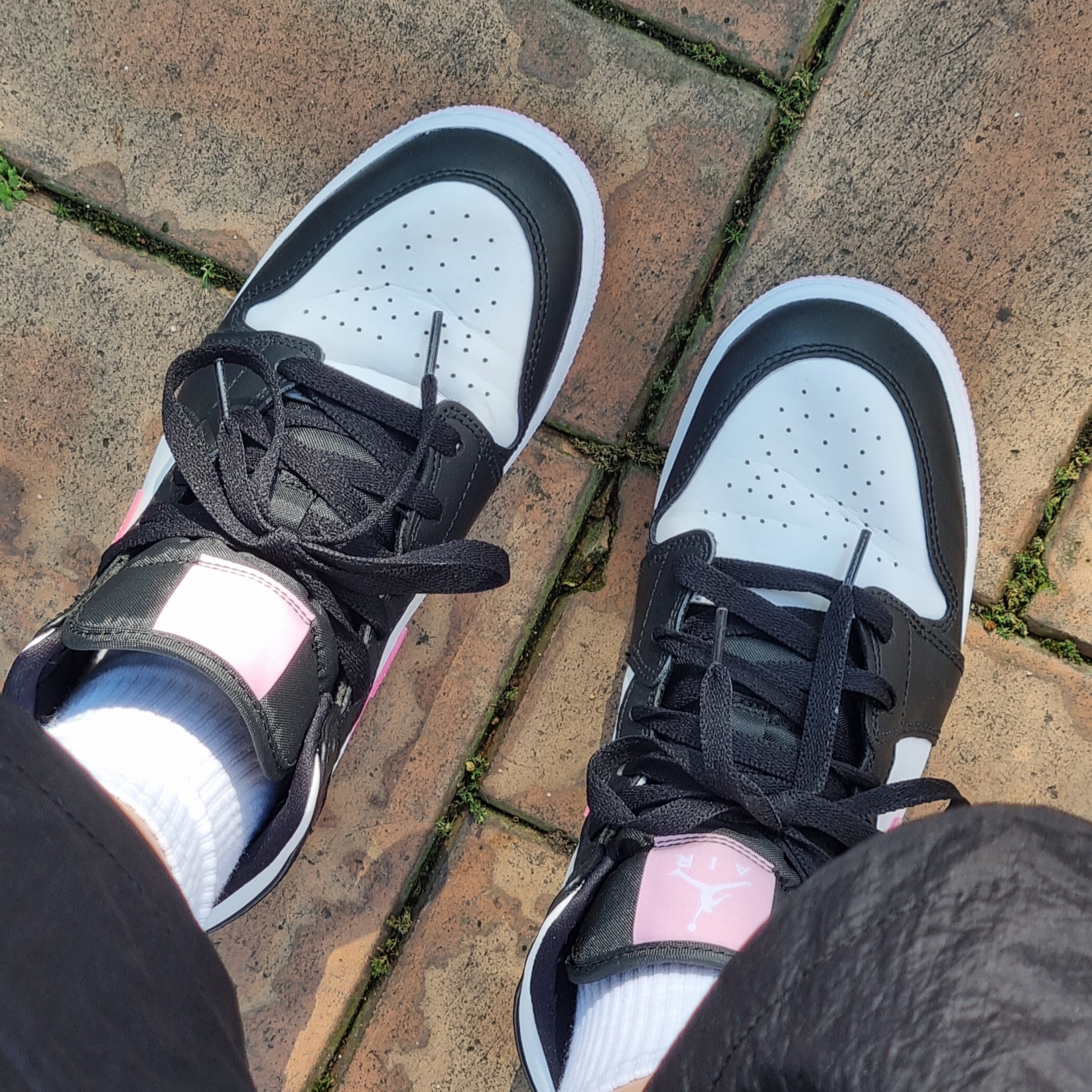 (GS) Jordan 1 Mid Light Arctic Pink 착용 스타일