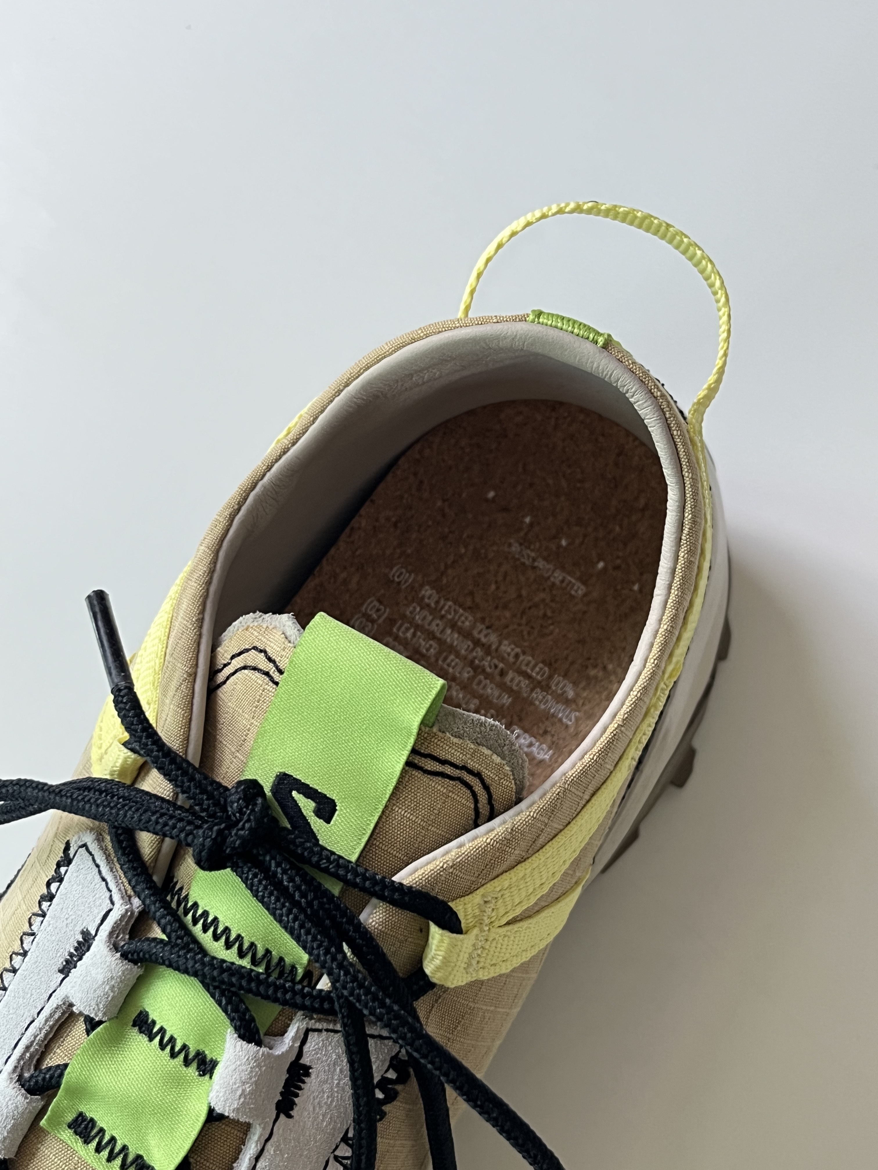 Salomon x Ranra Cross Pro Better Cathay Spice Kelp 착용 스타일 - 3