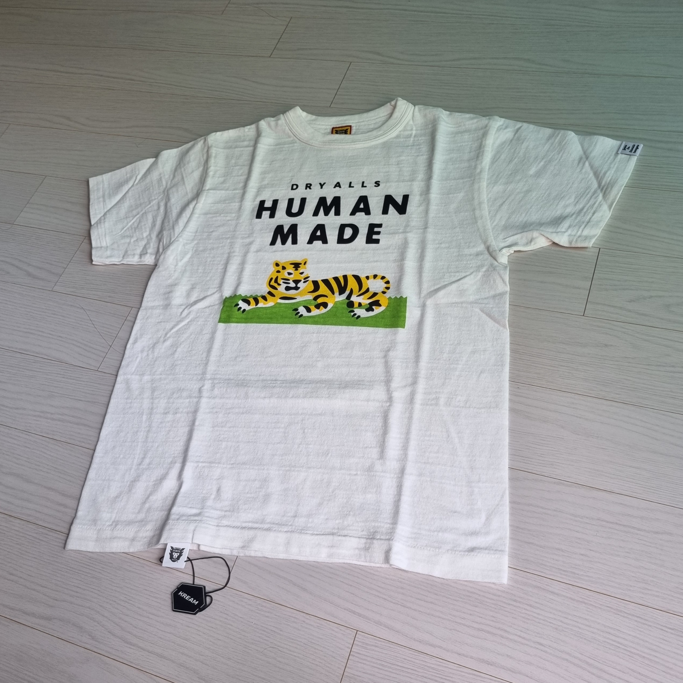 Human Made #2310 T-Shirt White 착용 스타일