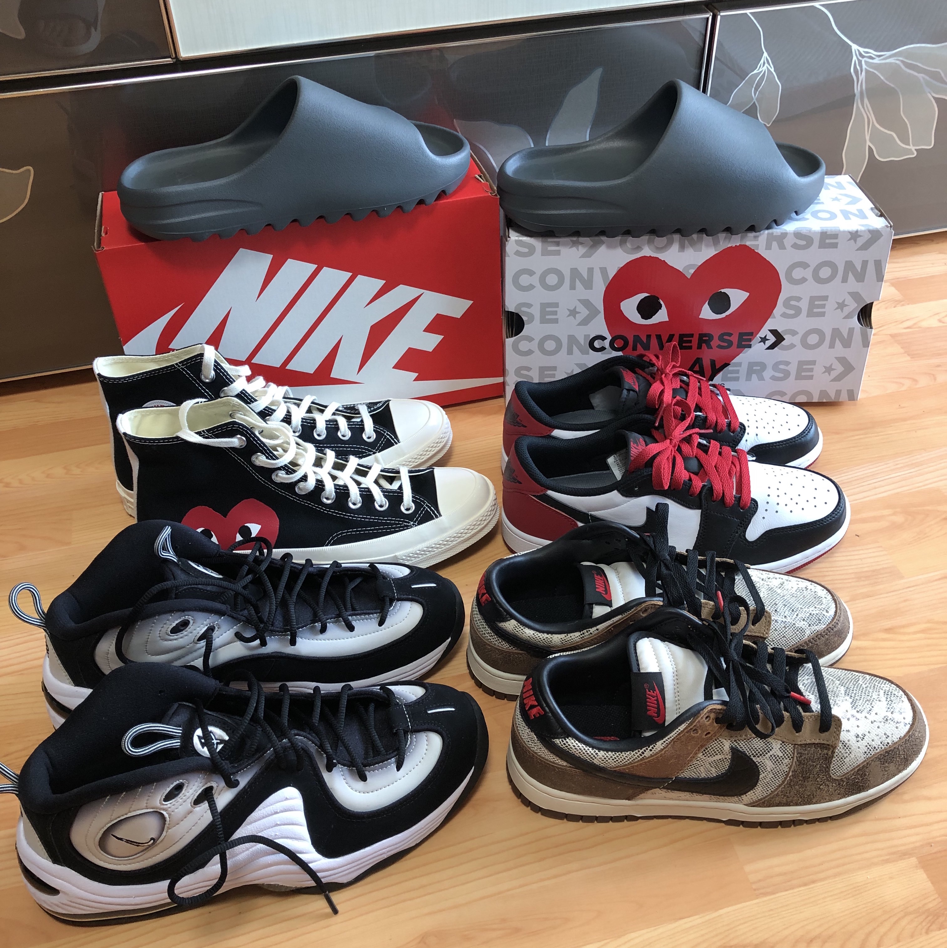 Nike Air Penny II Panda, Converse x Play Comme des Garcons Chuck 70 Hi Black 착용 스타일