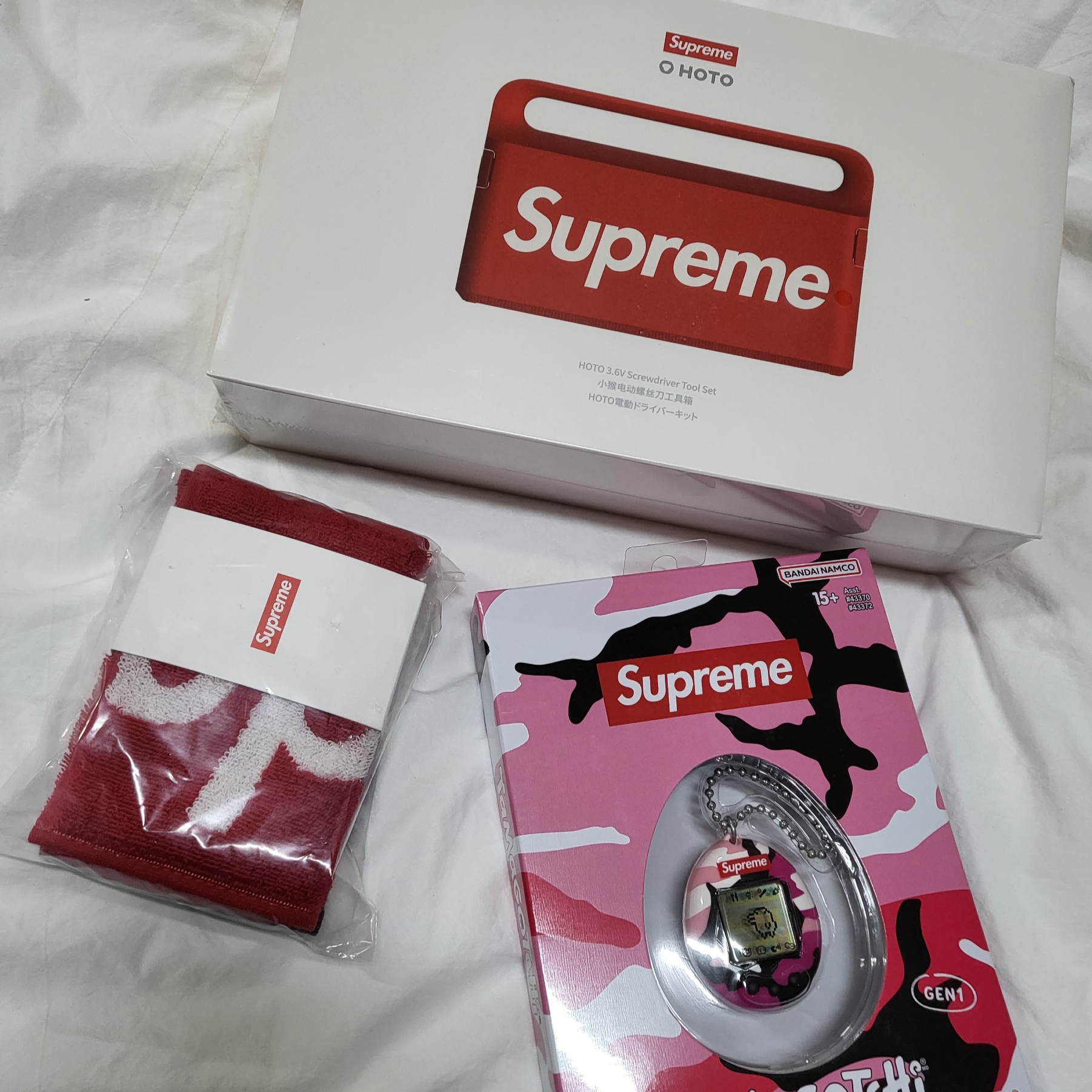 Supreme Tamagotchi Pink - 23SS 착용 스타일 - 2