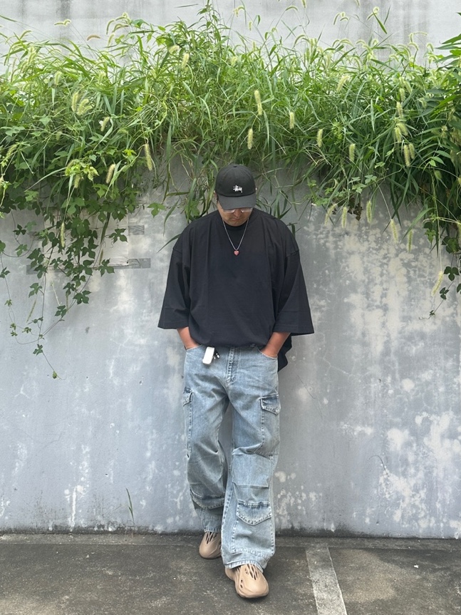 Stussy Stock Low Pro Cap Black, Gentle Monster x Maison Margiela MM011 Clear Black Gradient 착용 스타일 - 1