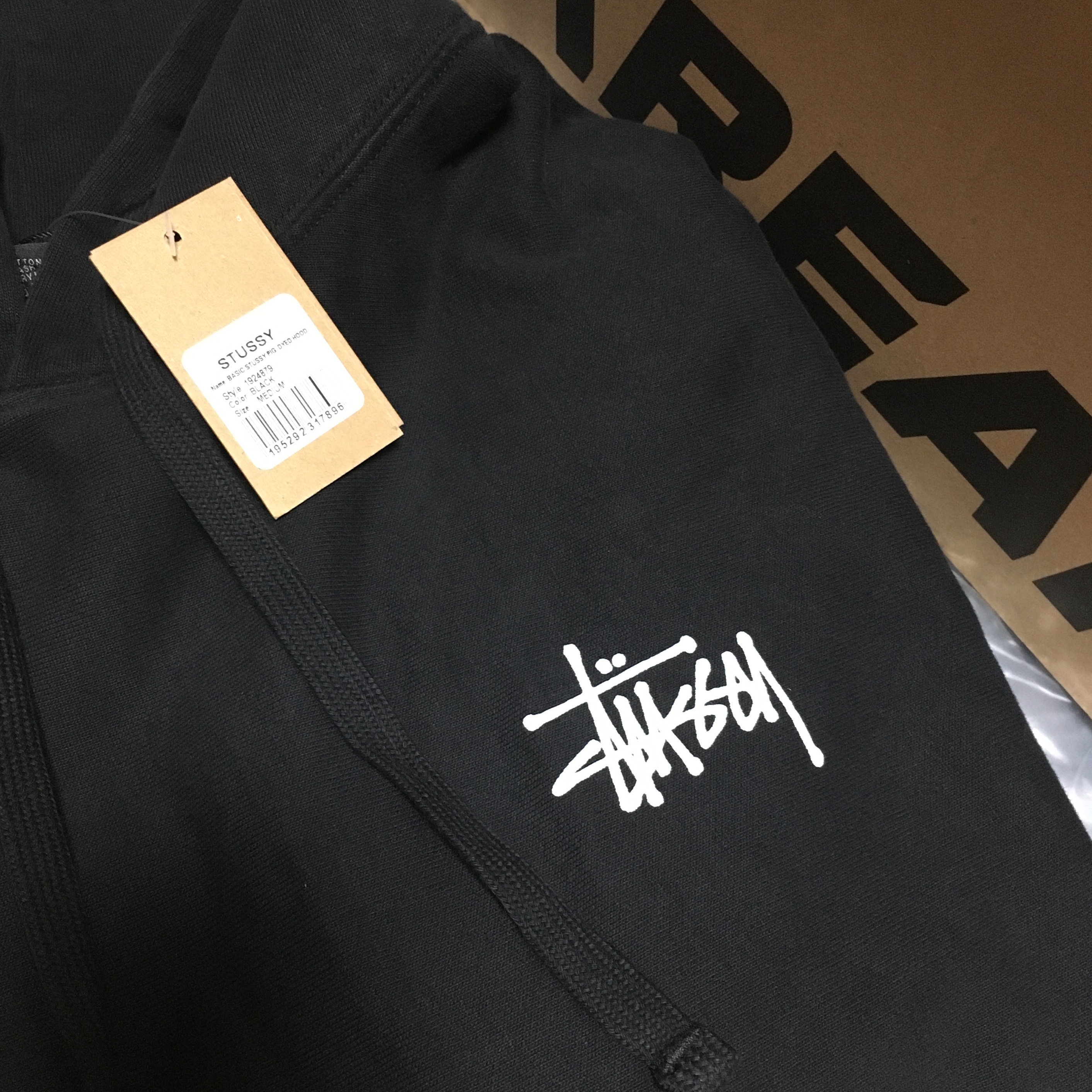 Stussy Basic Stussy Pigment Dyed Hoodie Black 착용 스타일