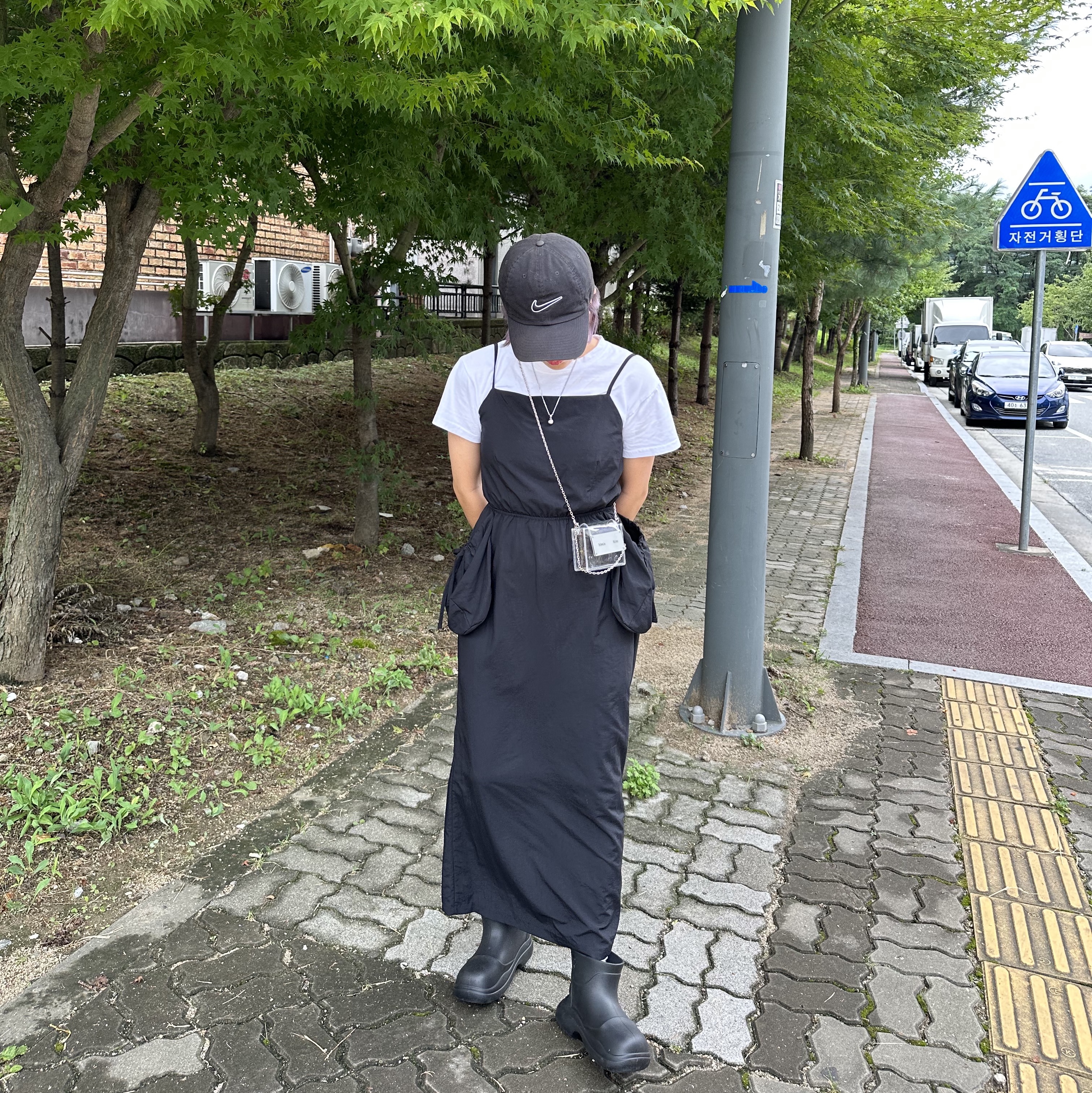 (W) Rockfishweatherwear Hayden Boots Black, Matin Kim Accordion Jelly Mini Bag Clear 착용 스타일 - 1