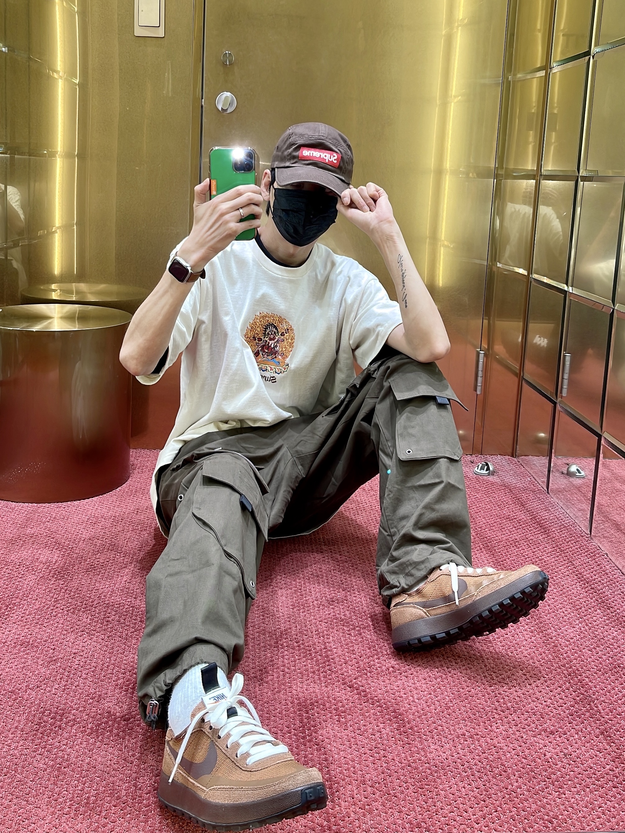 Nike x Tom Sachs General Purpose Shoe Brown, Supreme Person T-Shirt Natural - 22SS 착용 스타일 - 2