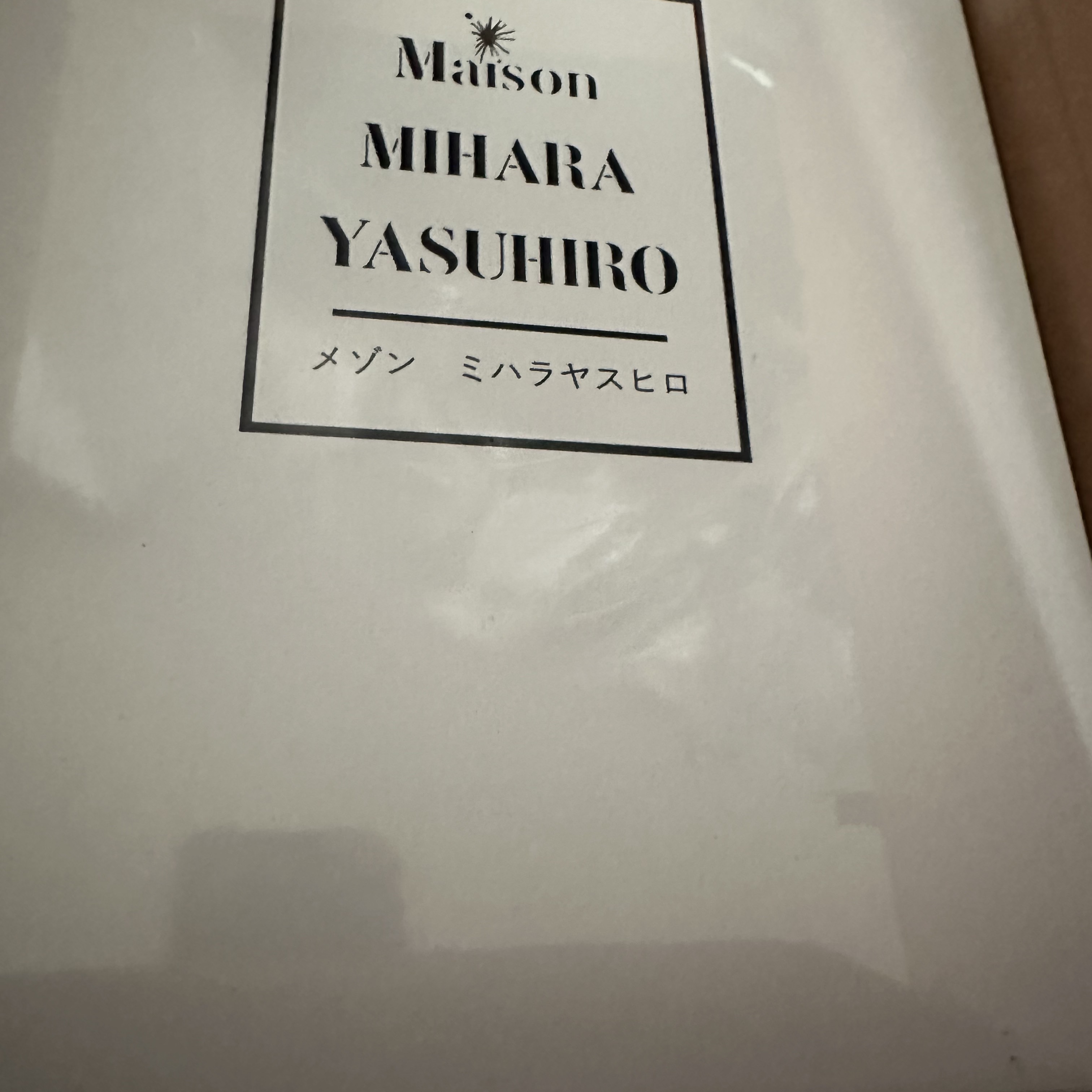 Maison Mihara Yasuhiro Blakey OG Sole Canvas Low-top Sneakers Black White 착용 스타일 - 1