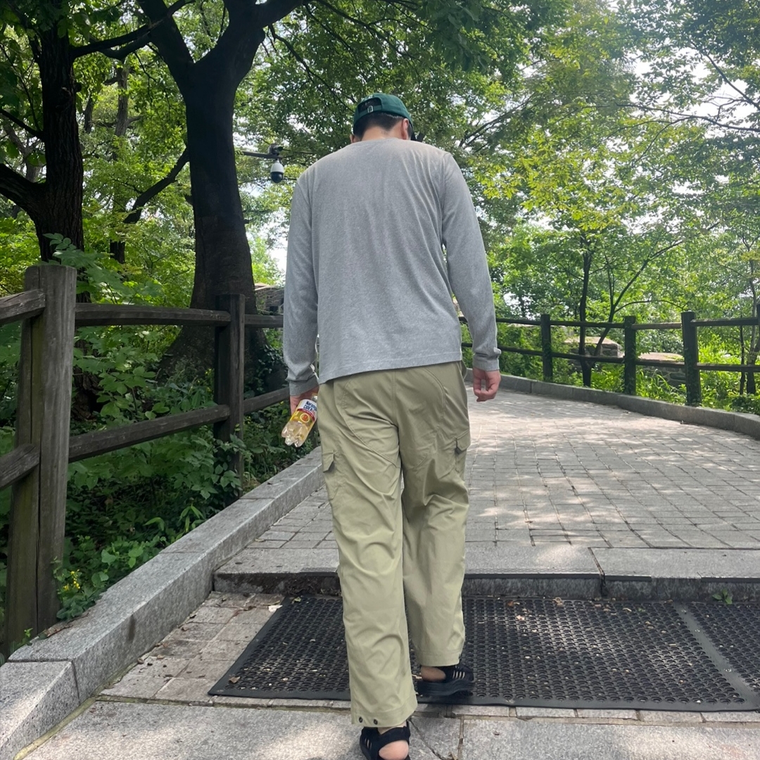 Nike ACG Oregon Series Cargo Pants Neutral Olive - Asia 착용 스타일 - 1