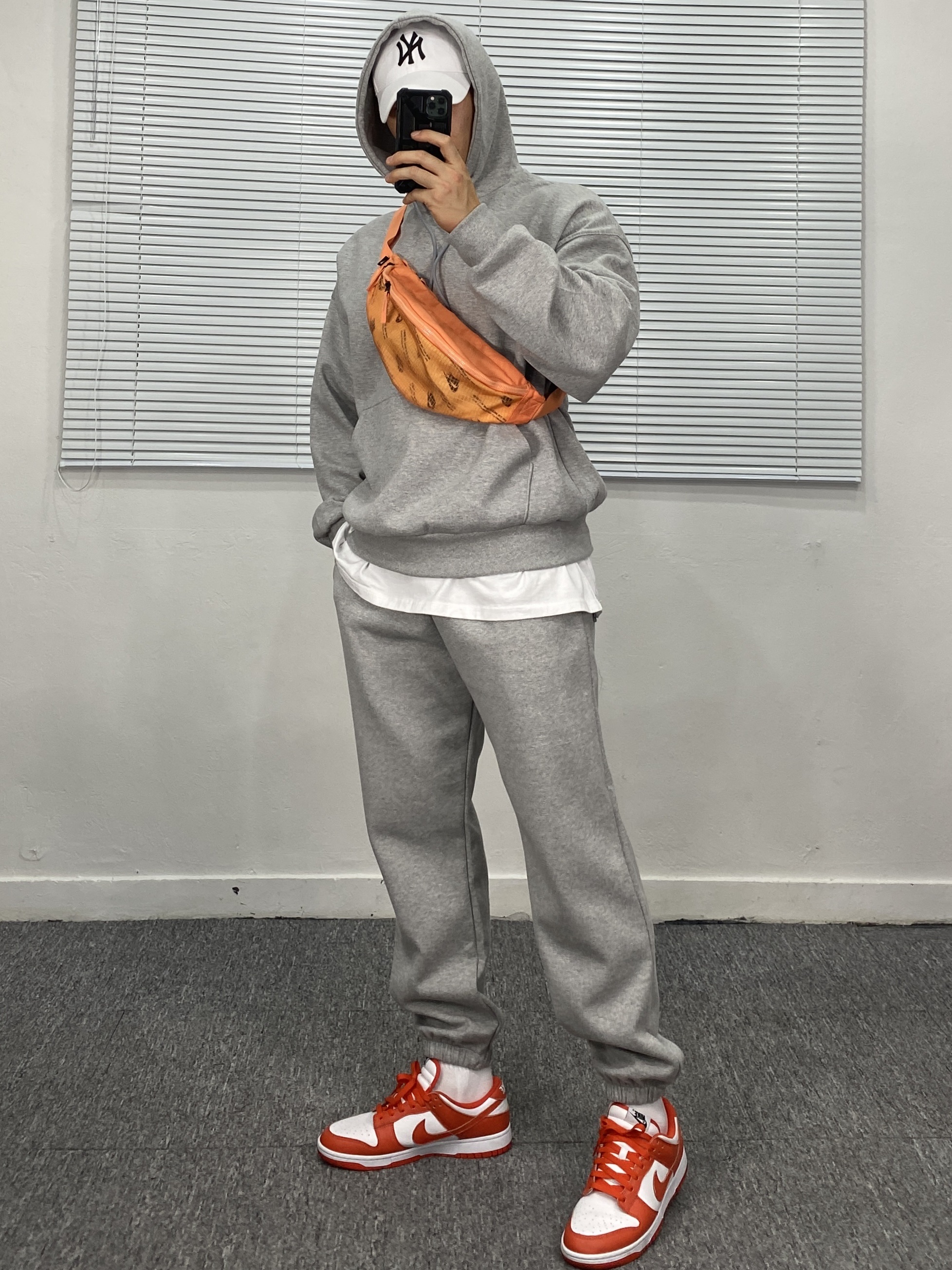 Nike Dunk Low SP Syracuse 2022 착용 스타일 - 2